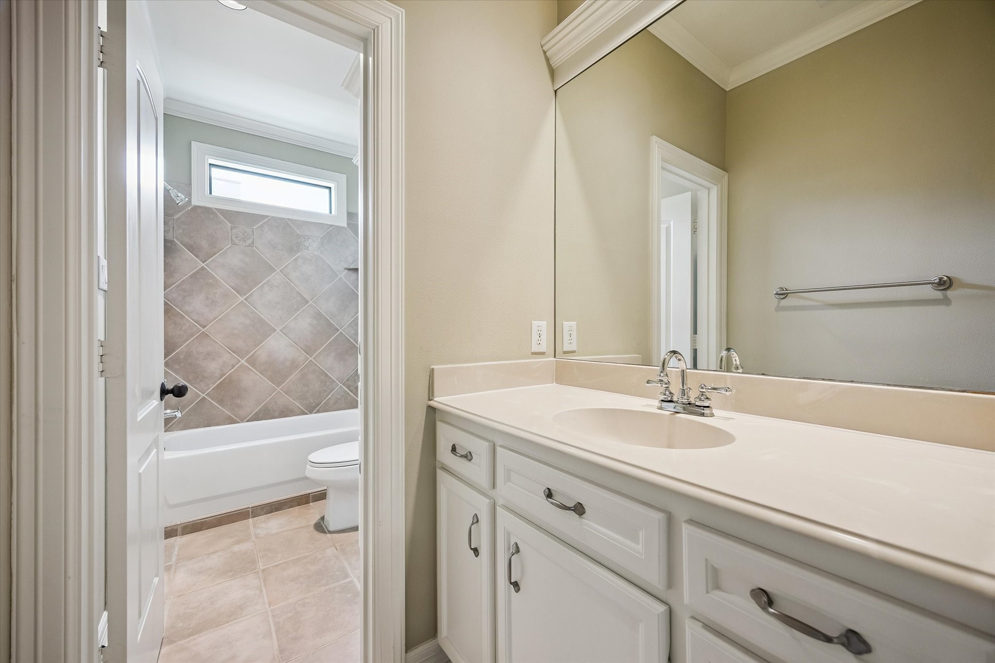 28 Hackberry Lane C