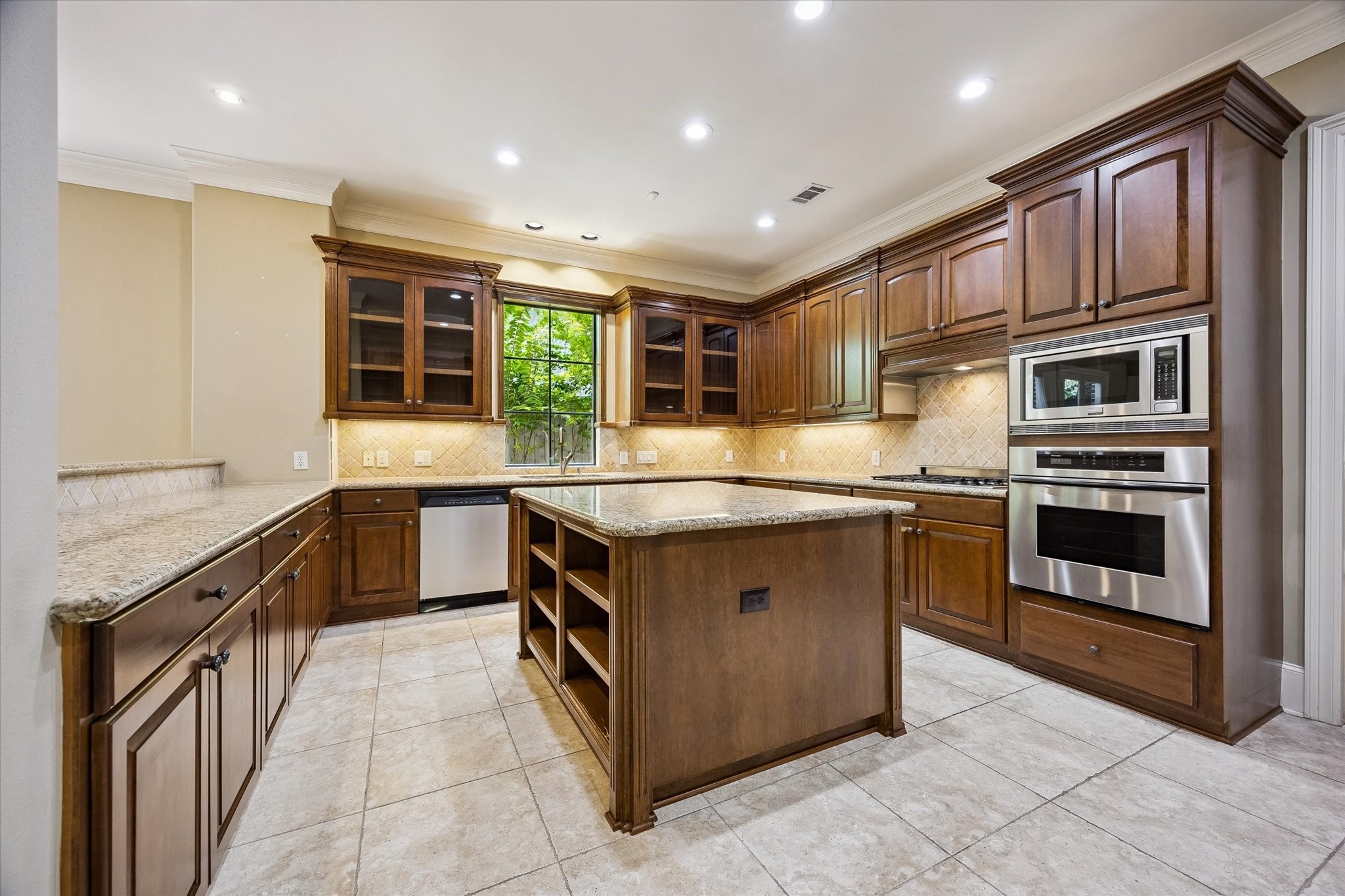 28 Hackberry Lane C