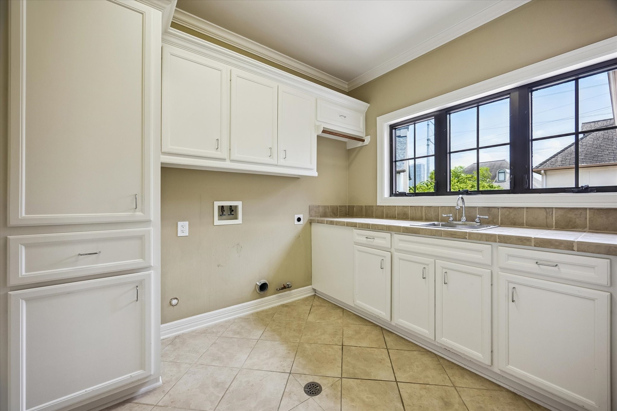 28 Hackberry Lane C