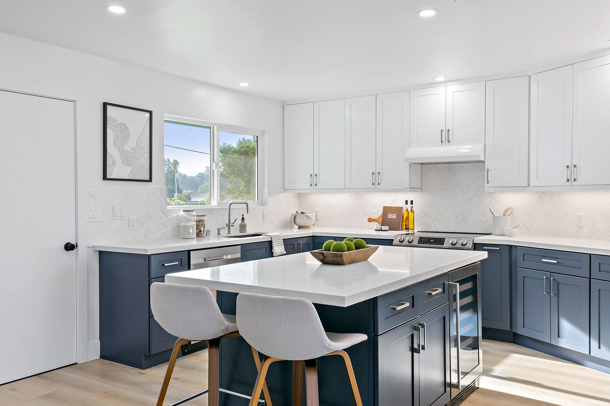 1960 Los Altos Drive 