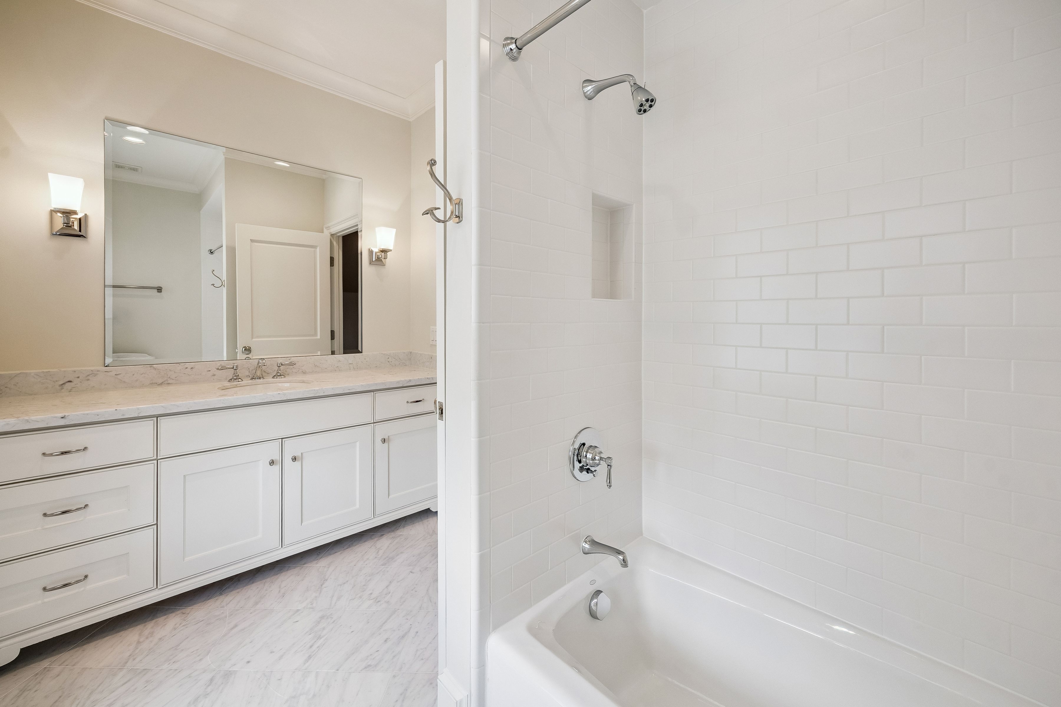 4005 Piping Rock Lane 