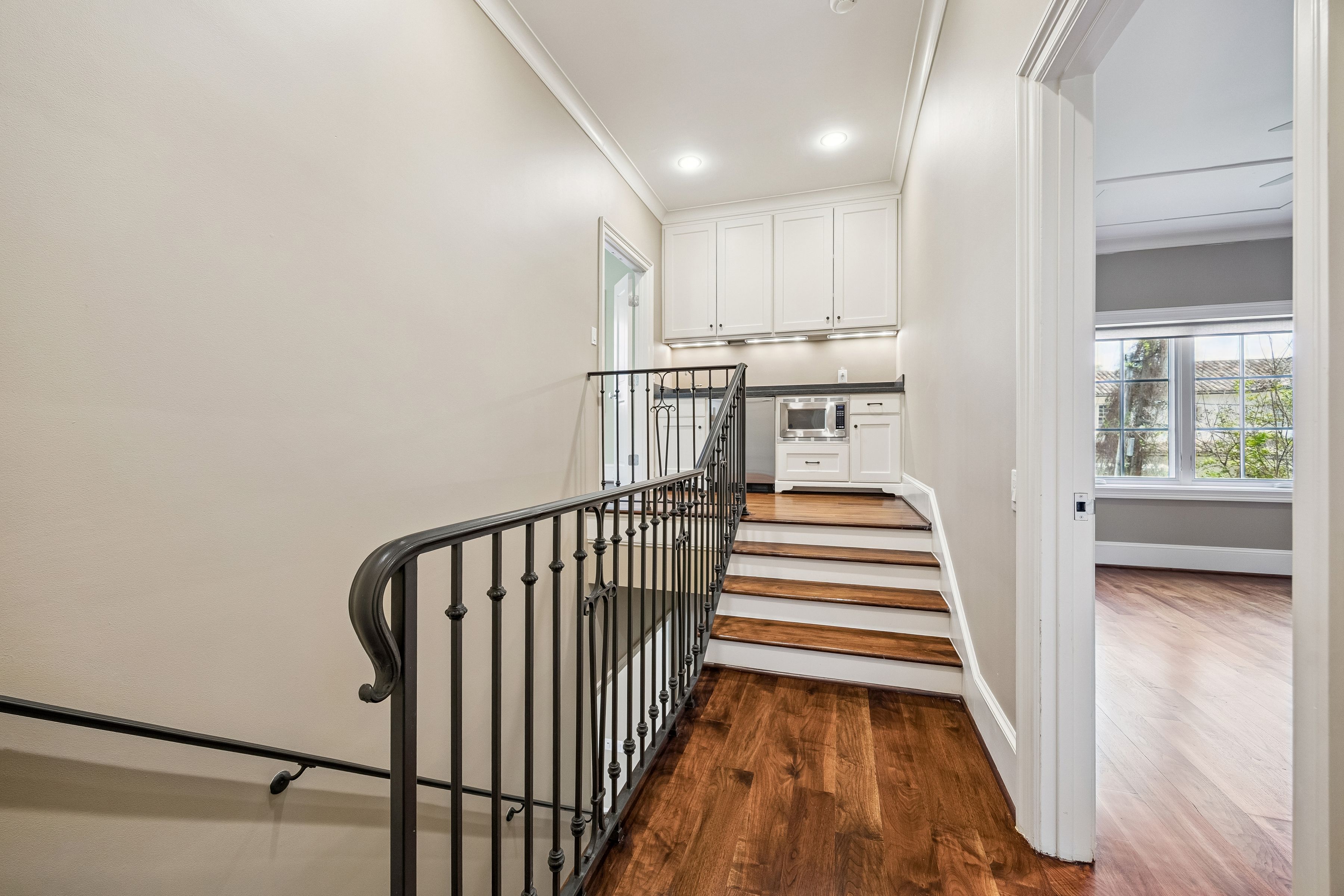 4005 Piping Rock Lane 