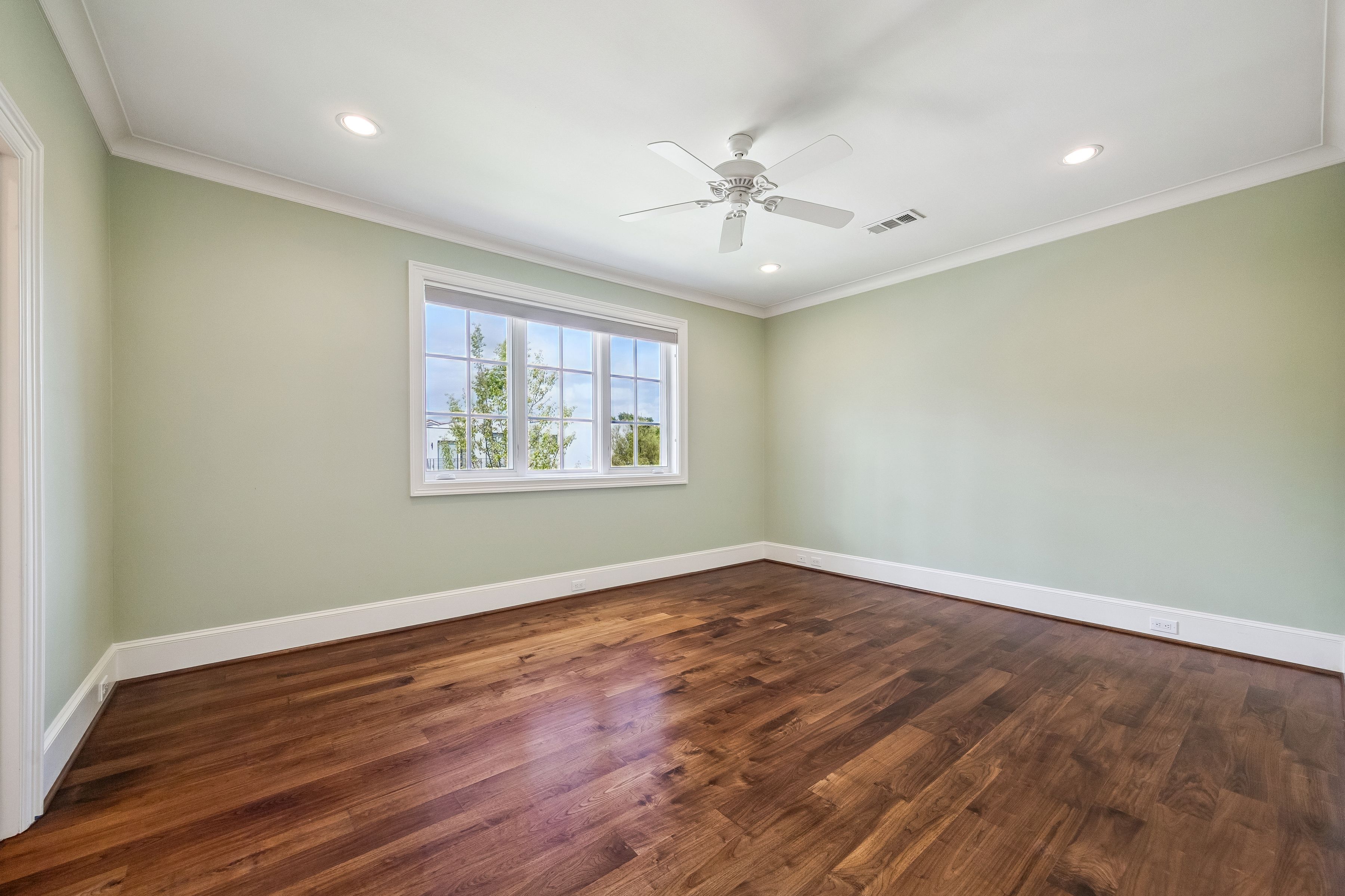 4005 Piping Rock Lane 