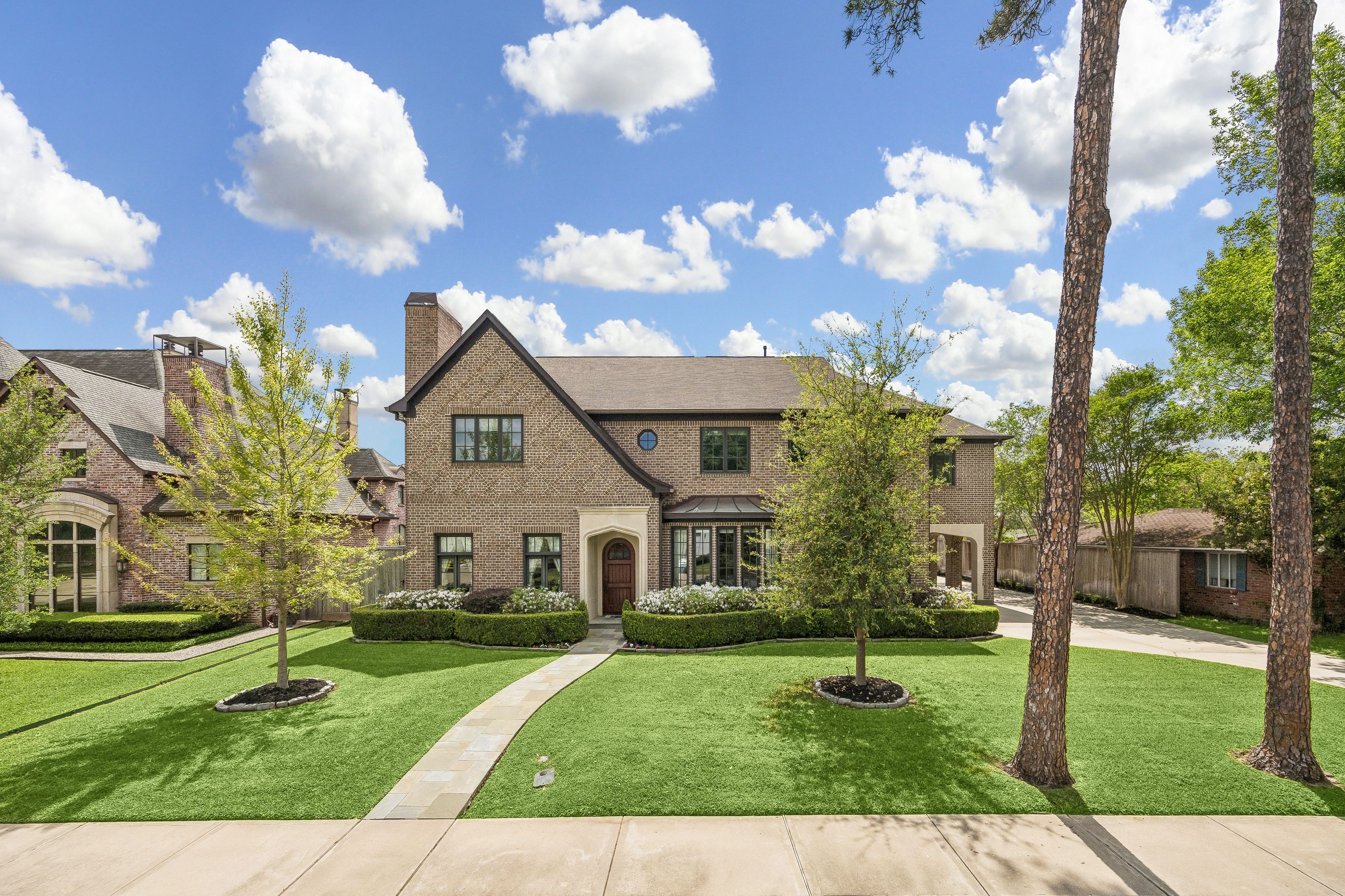 4005 Piping Rock Lane 