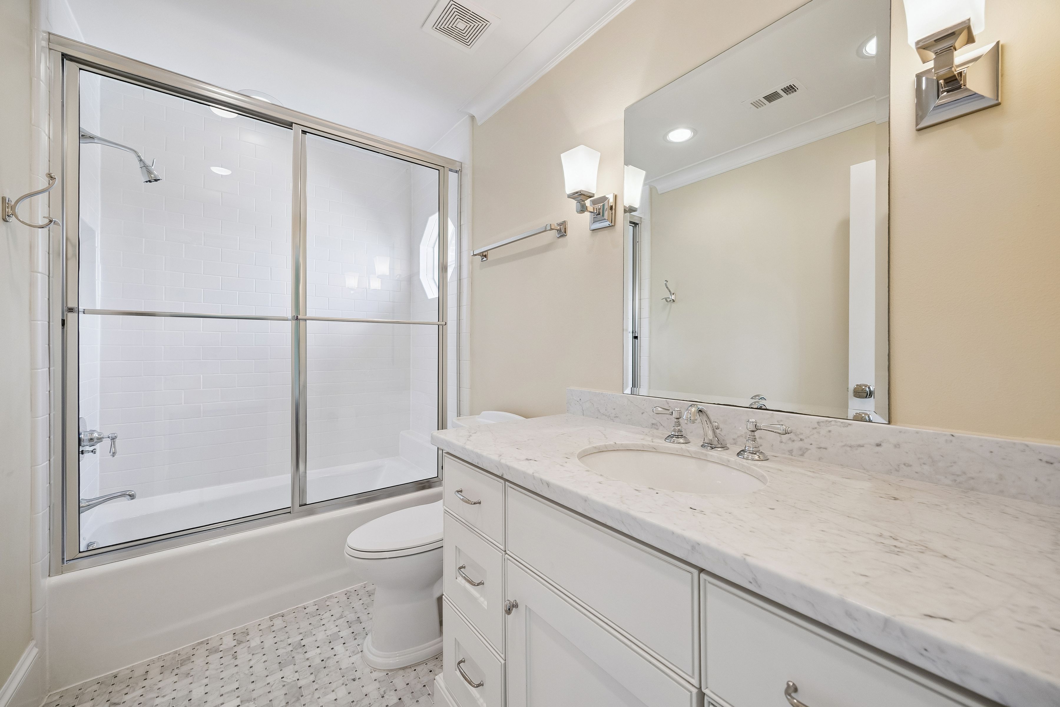 4005 Piping Rock Lane 
