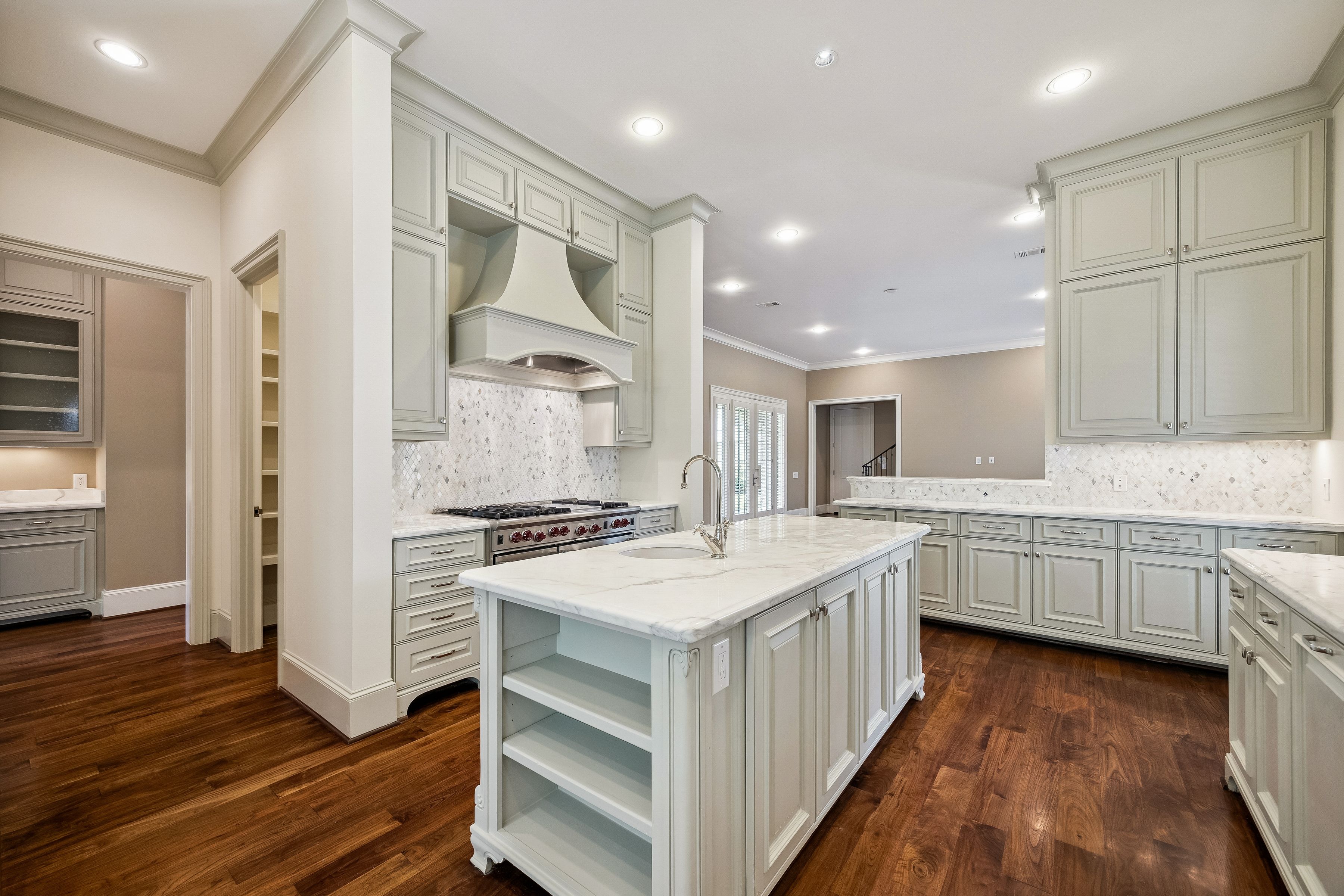 4005 Piping Rock Lane 