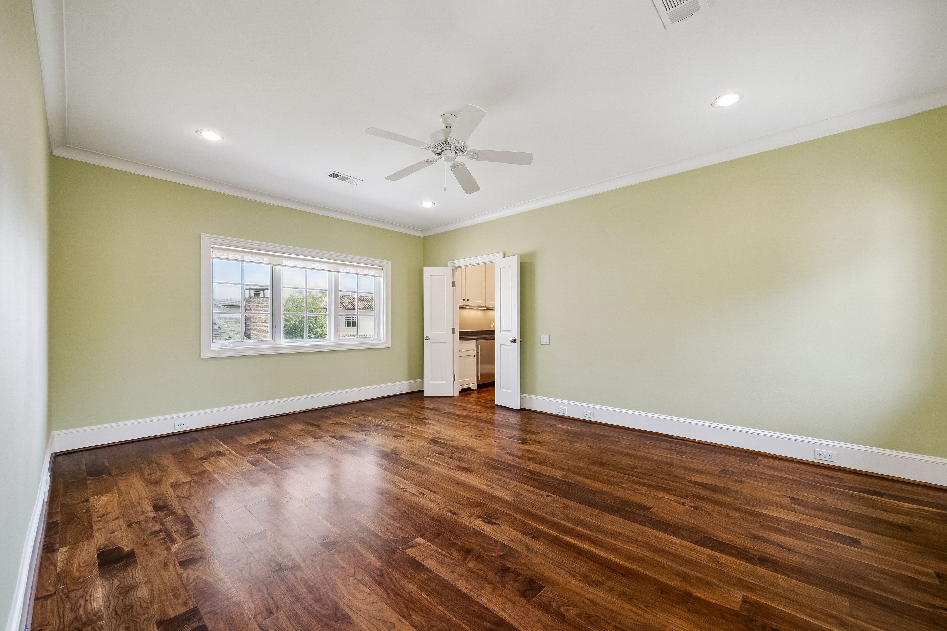 4005 Piping Rock Lane 
