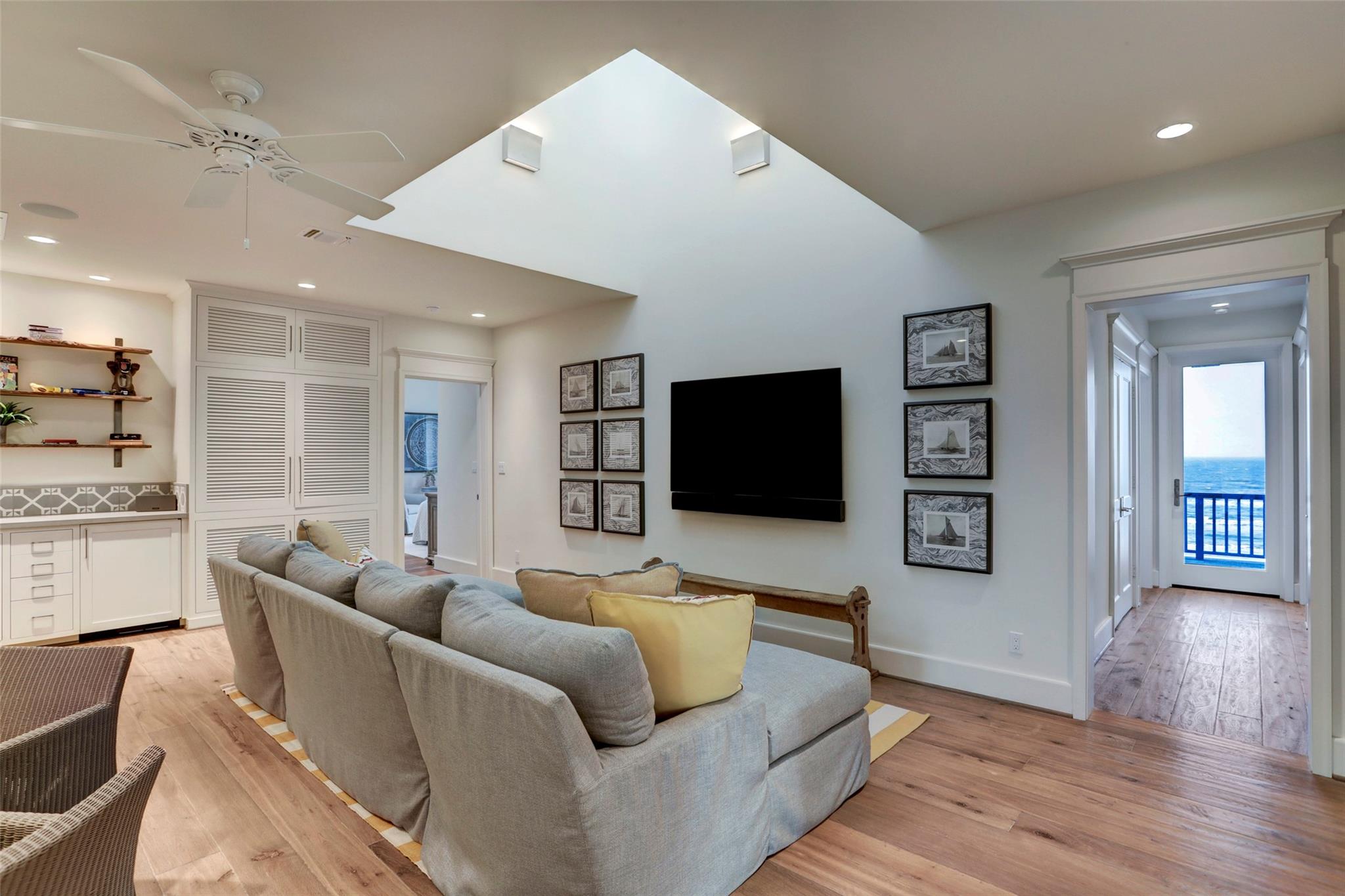 4239 Pelican Lane