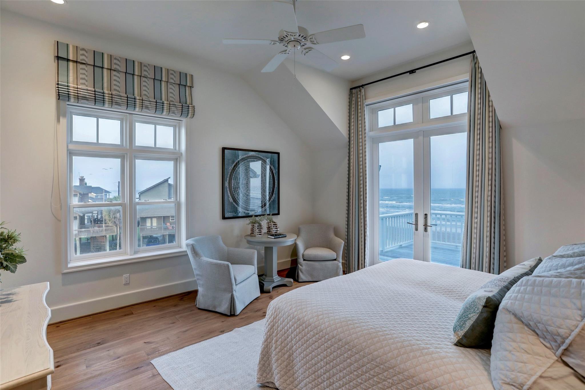 4239 Pelican Lane