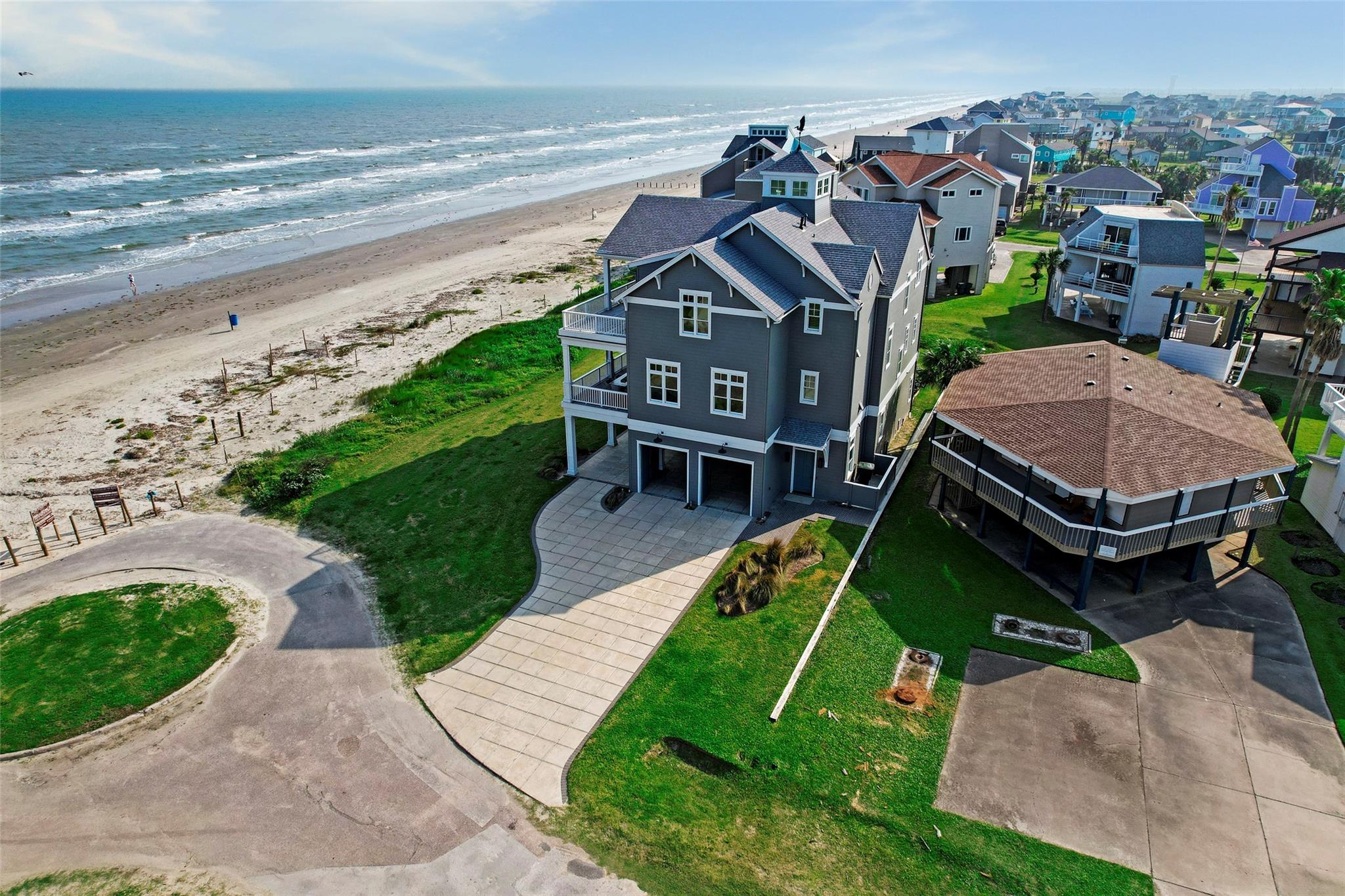 4239 Pelican Lane