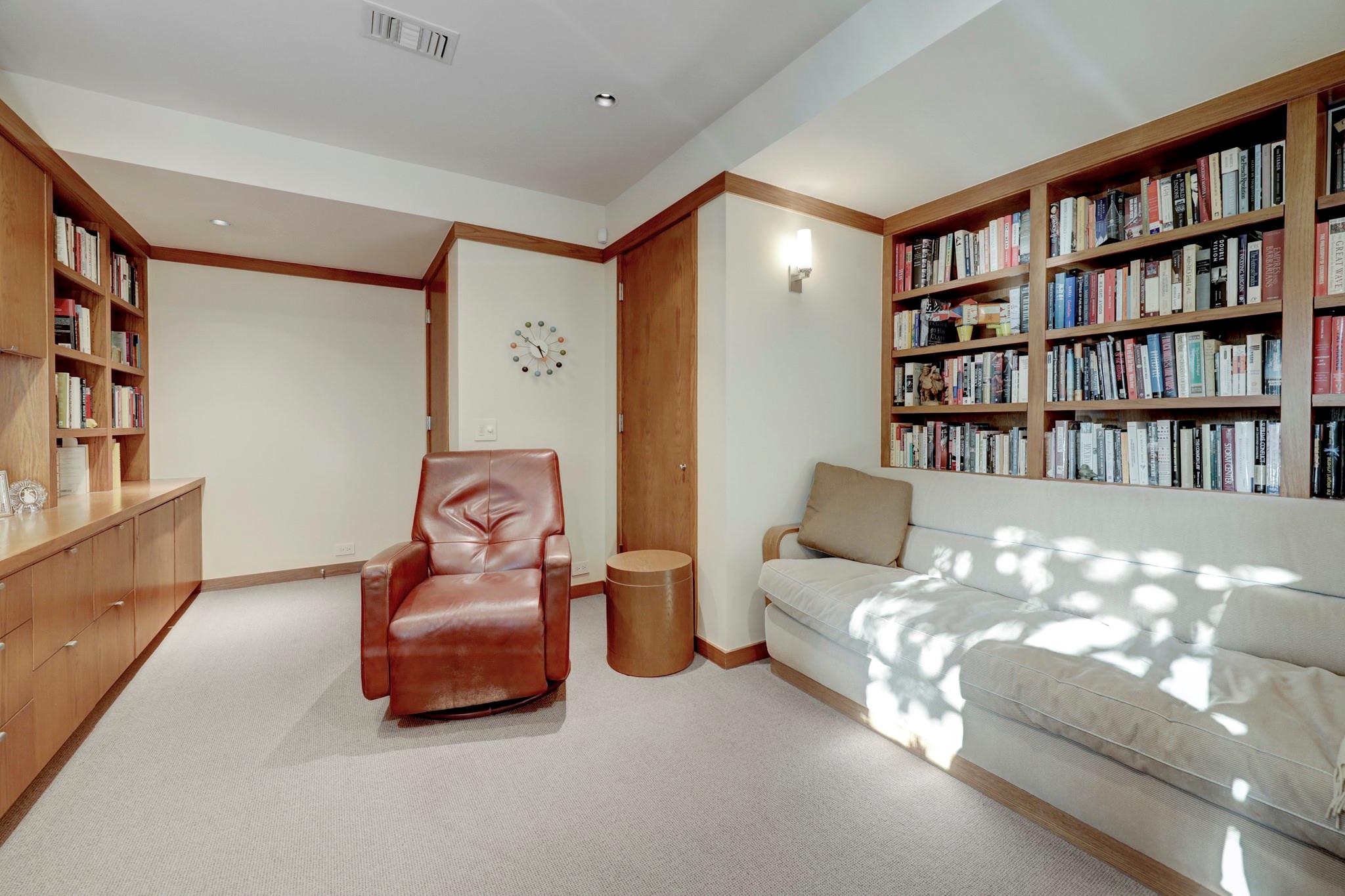 67 Tiel Way