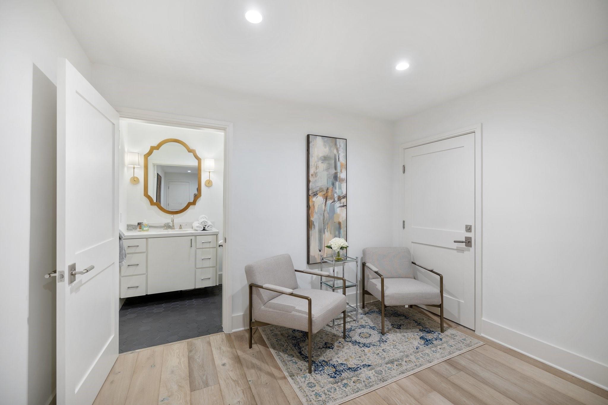 3623 Overbrook Lane