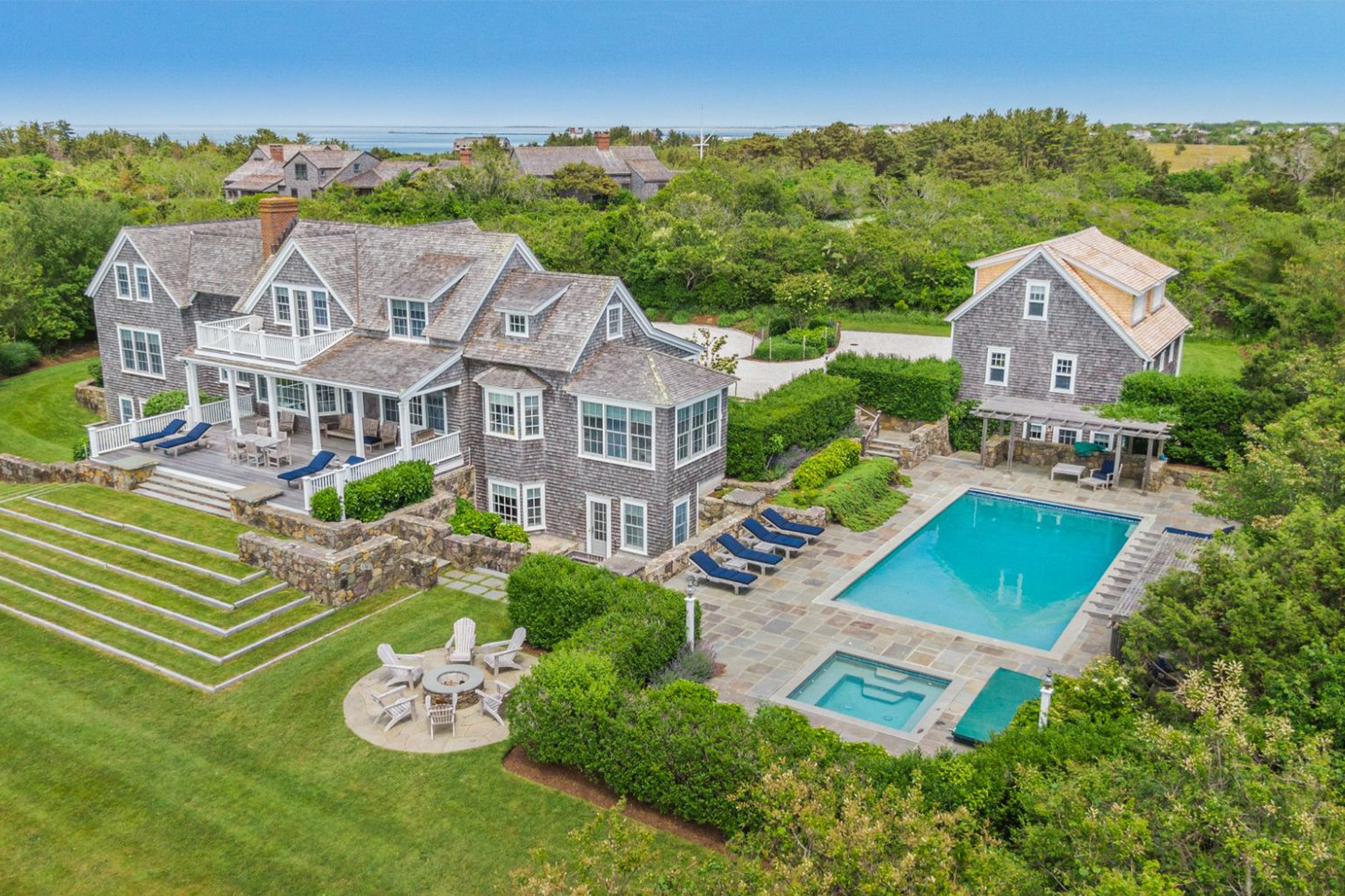 13 Washing Pond Road 