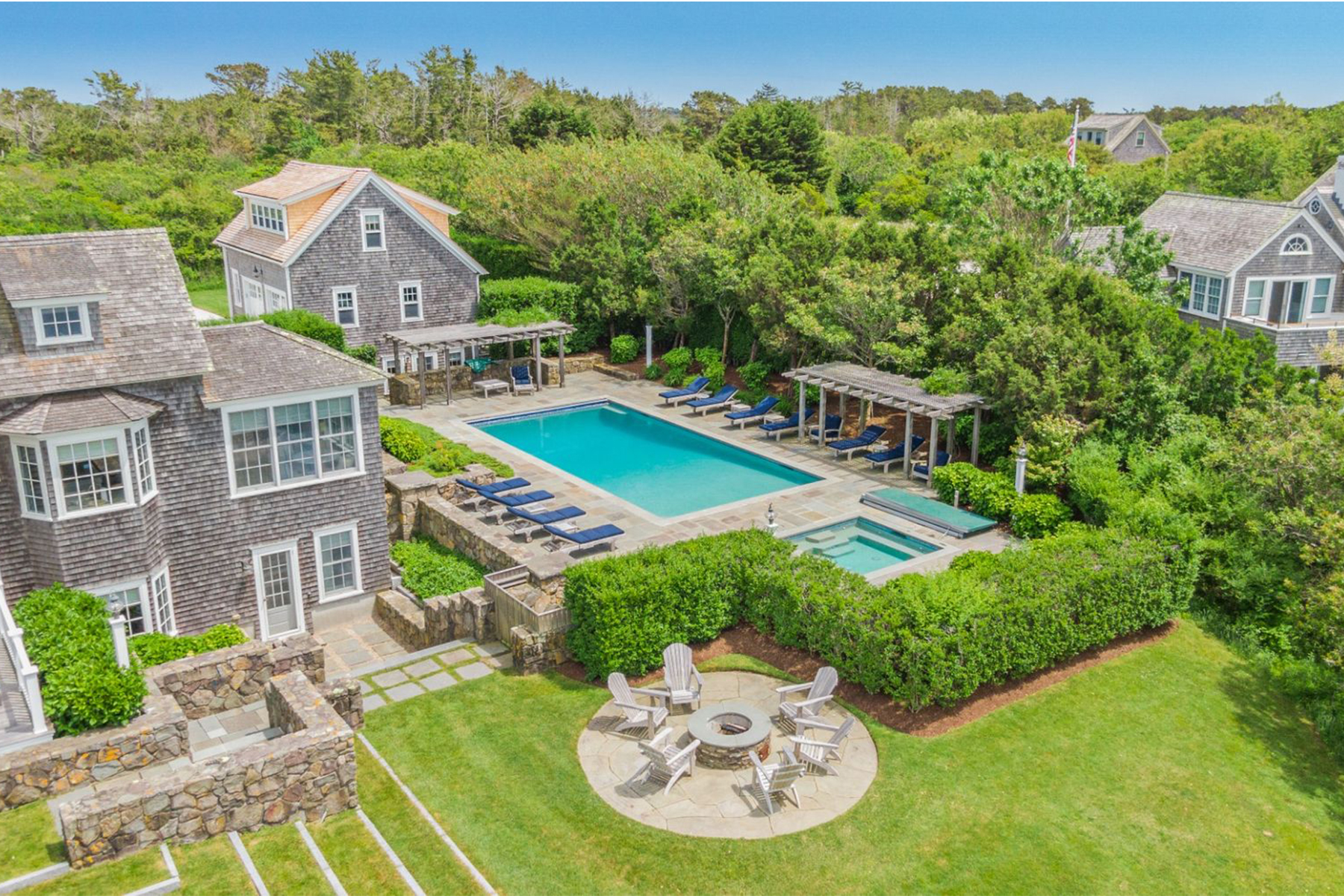 13 Washing Pond Road 