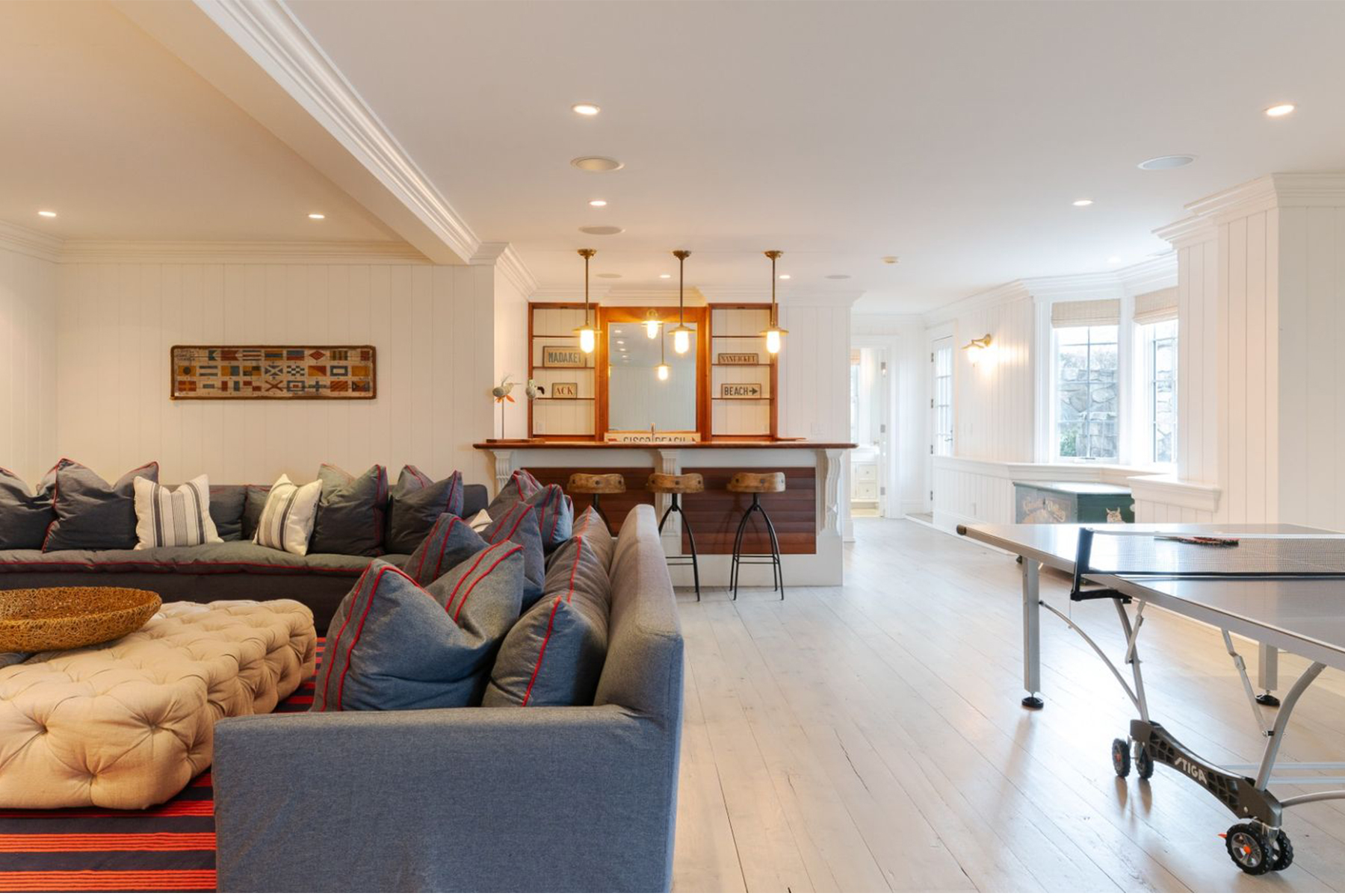 13 Washing Pond Road 
