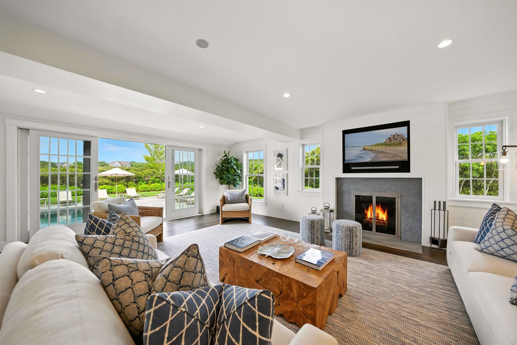 24 Flintlock Road 