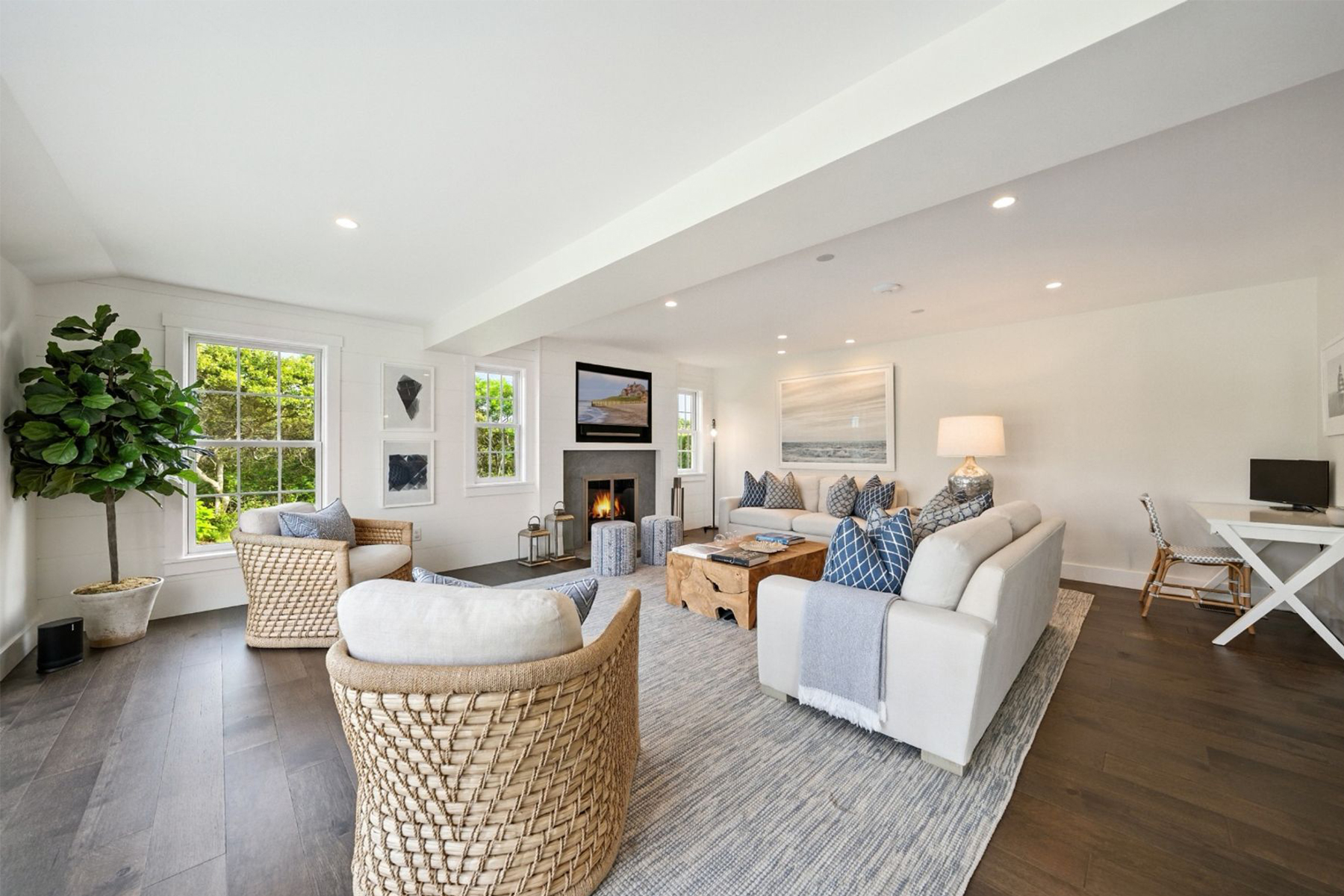 24 Flintlock Road 