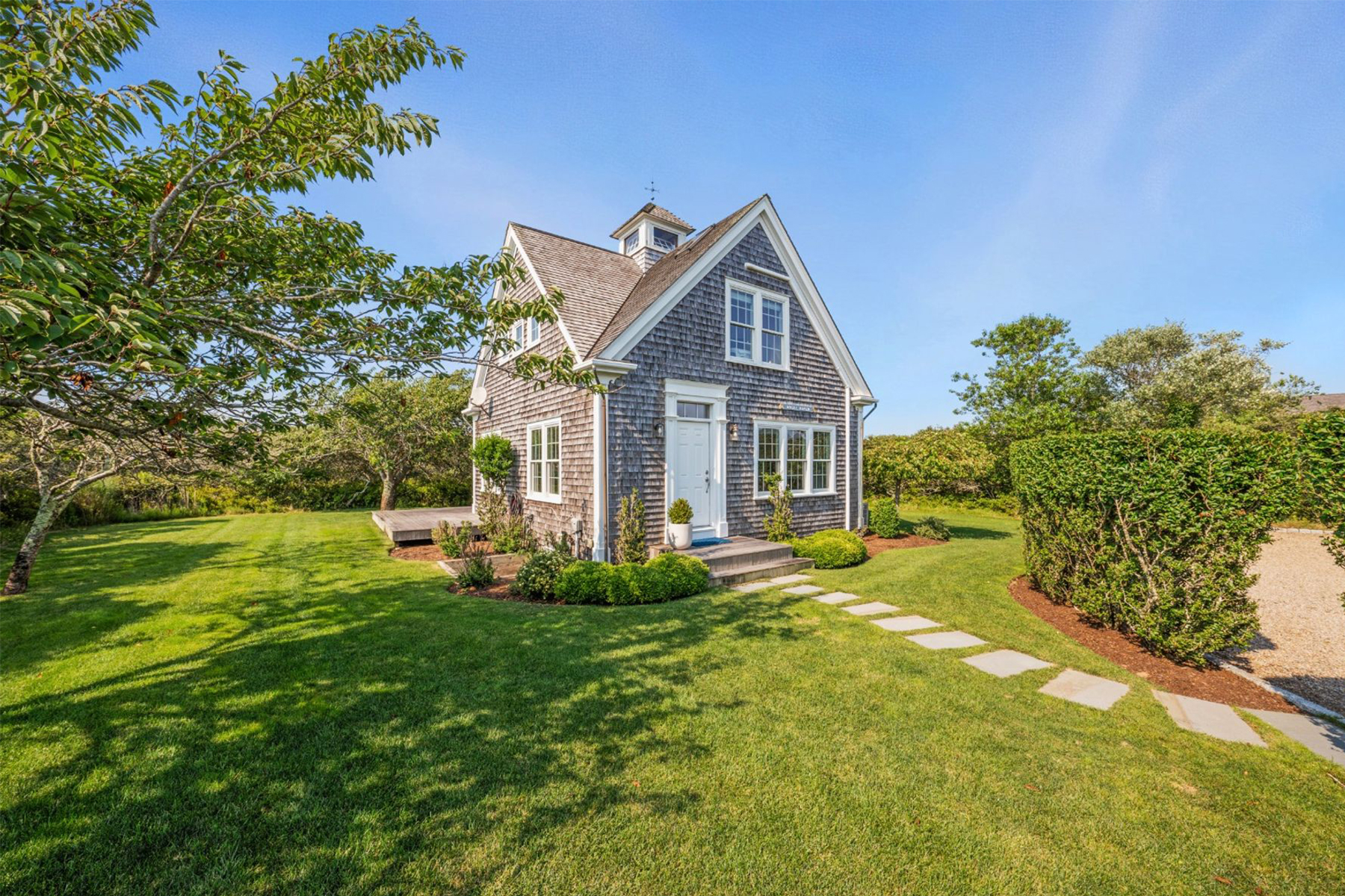 24 Flintlock Road 