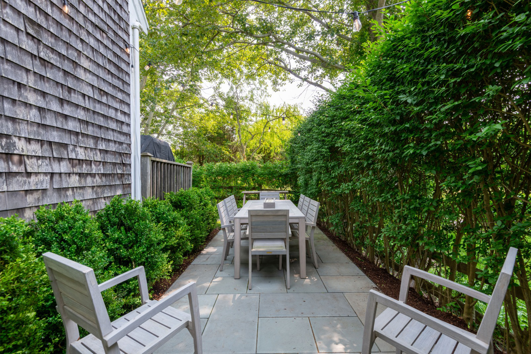 8 Polliwog Pond Road 