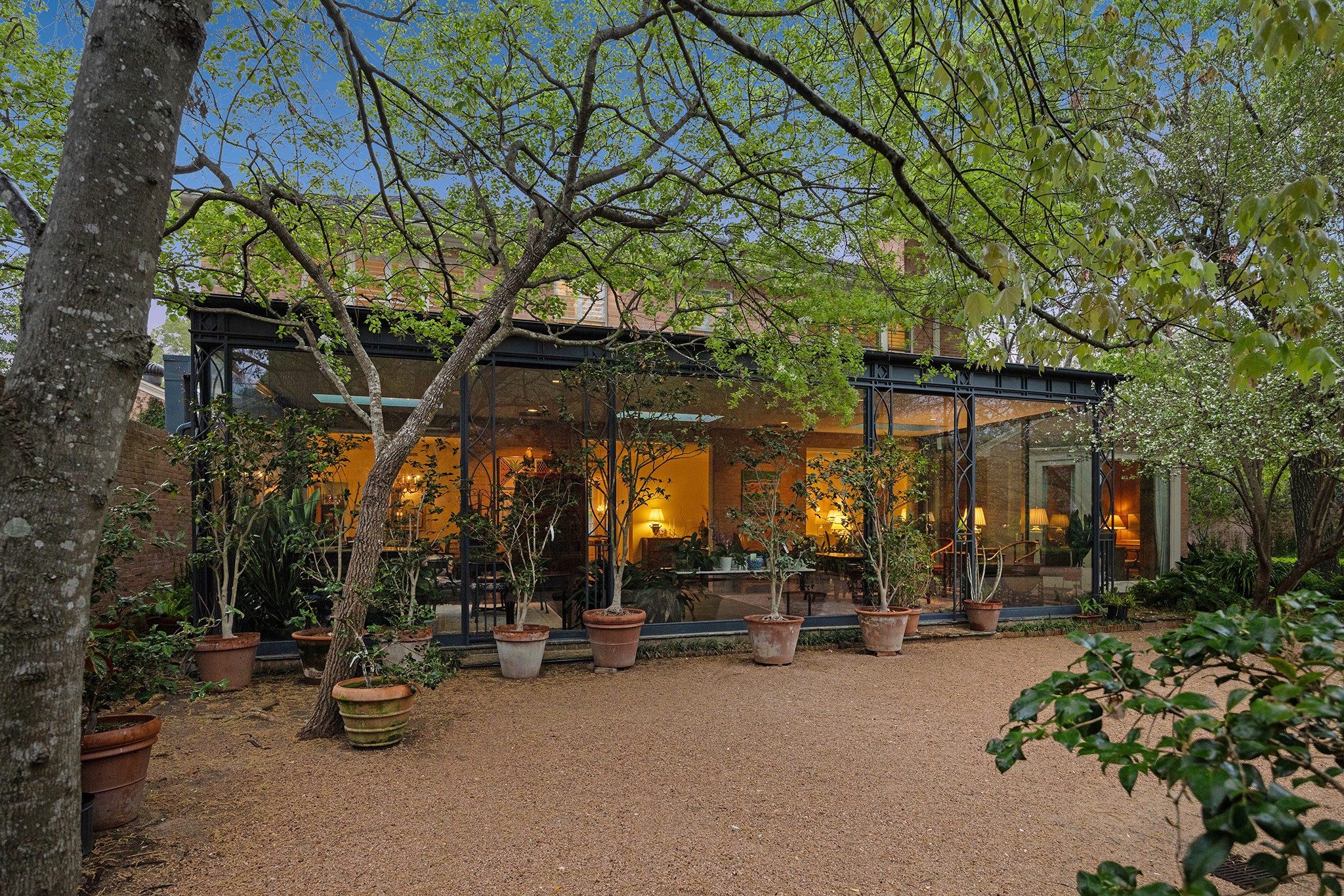 2005 Claremont Lane