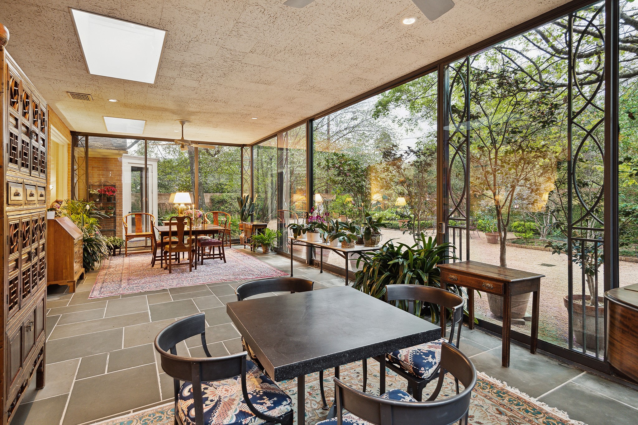 2005 Claremont Lane