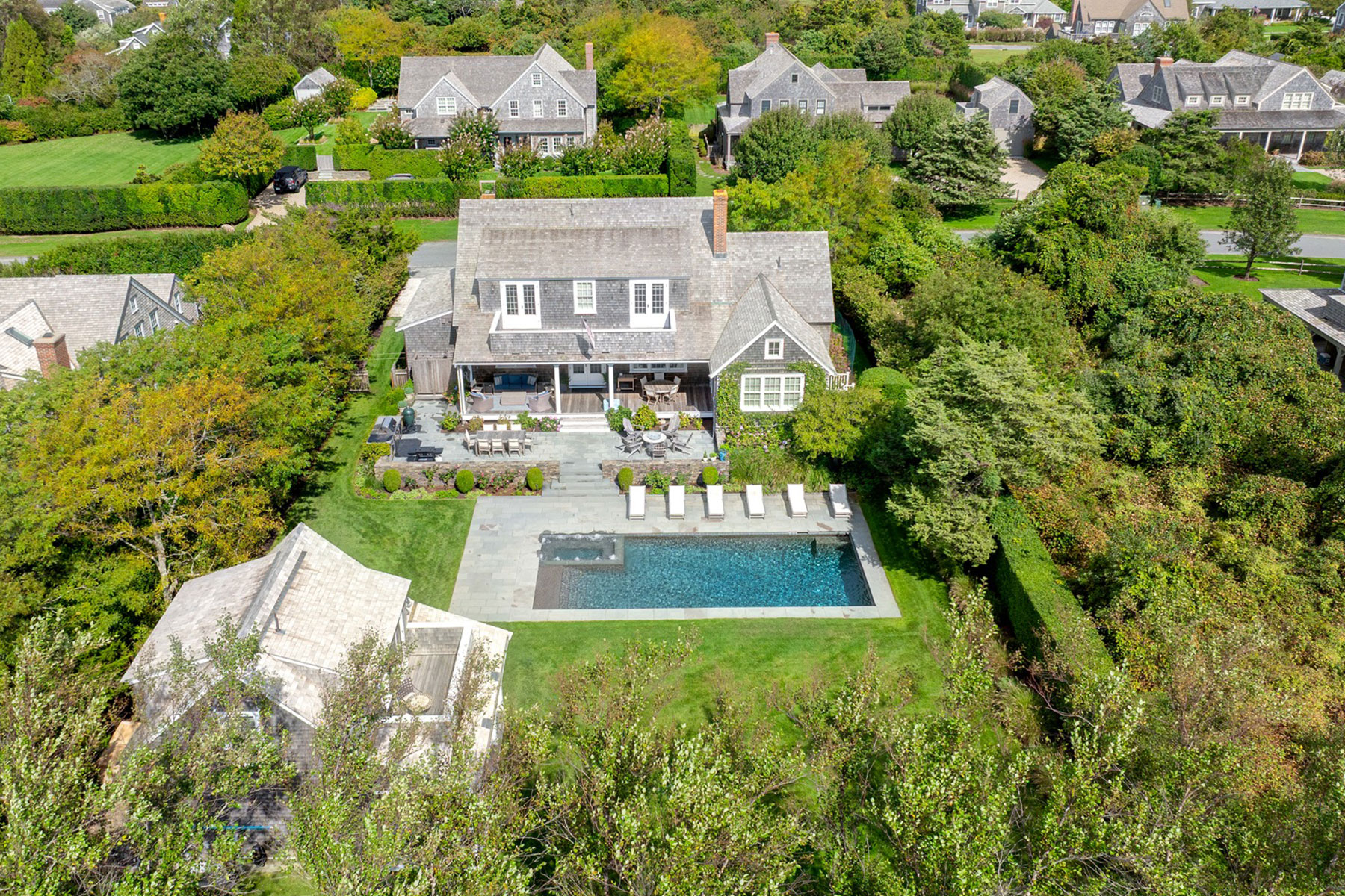 16 Blackfish Lane