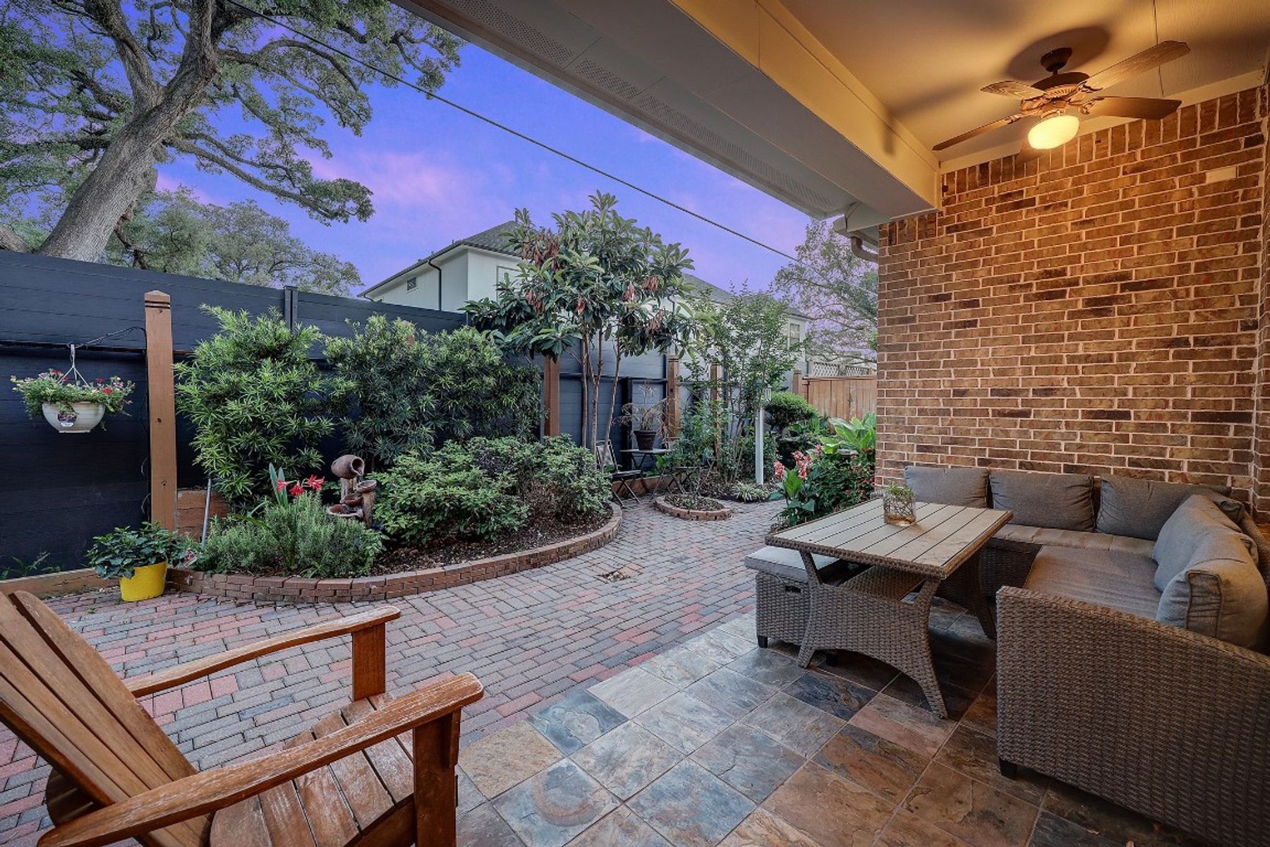 22 Windsor Court