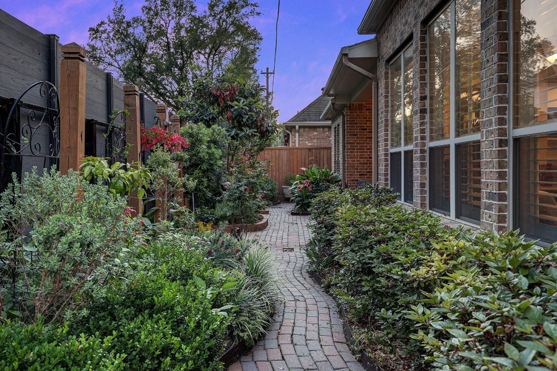 22 Windsor Court