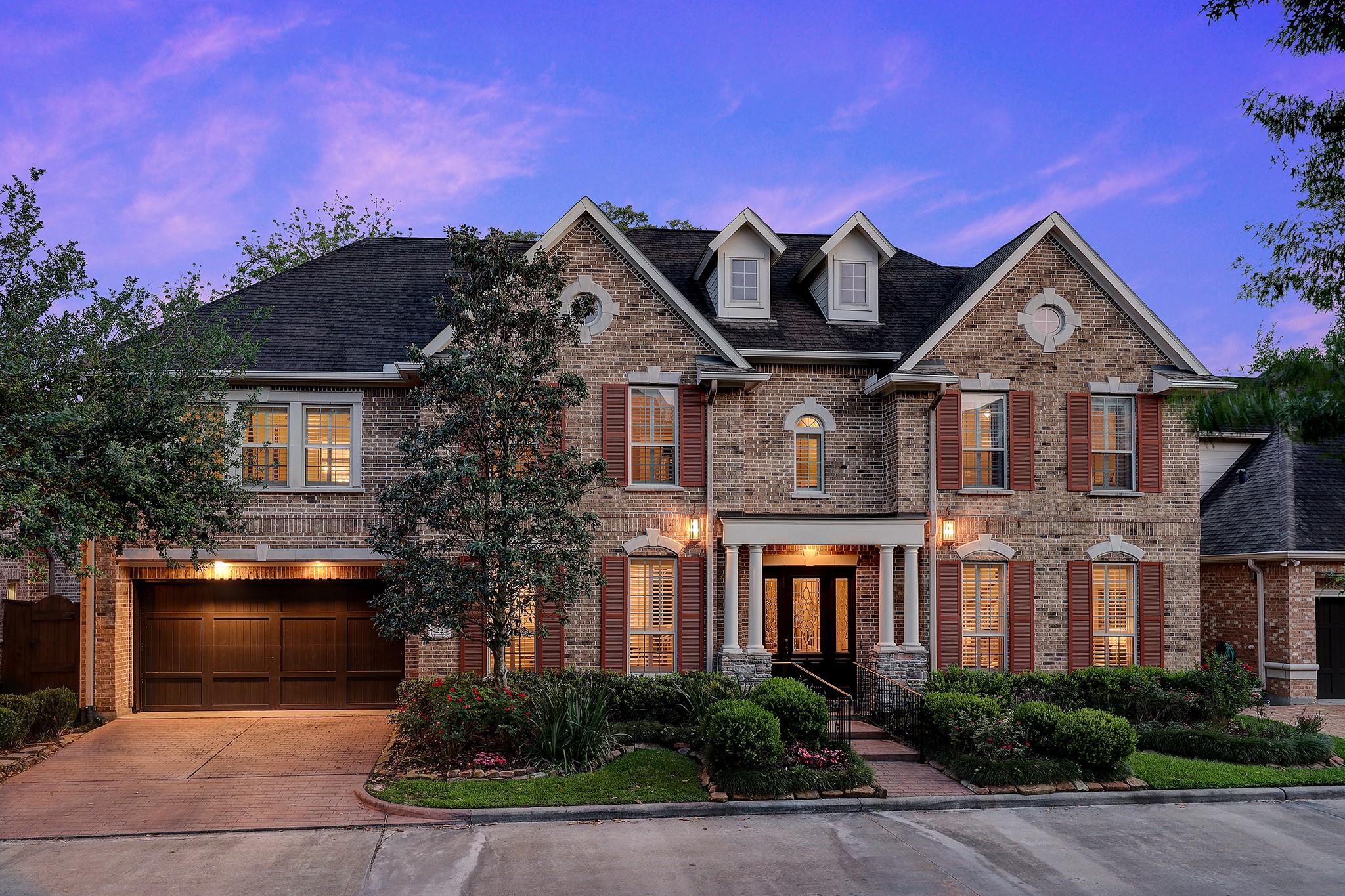 22 Windsor Court