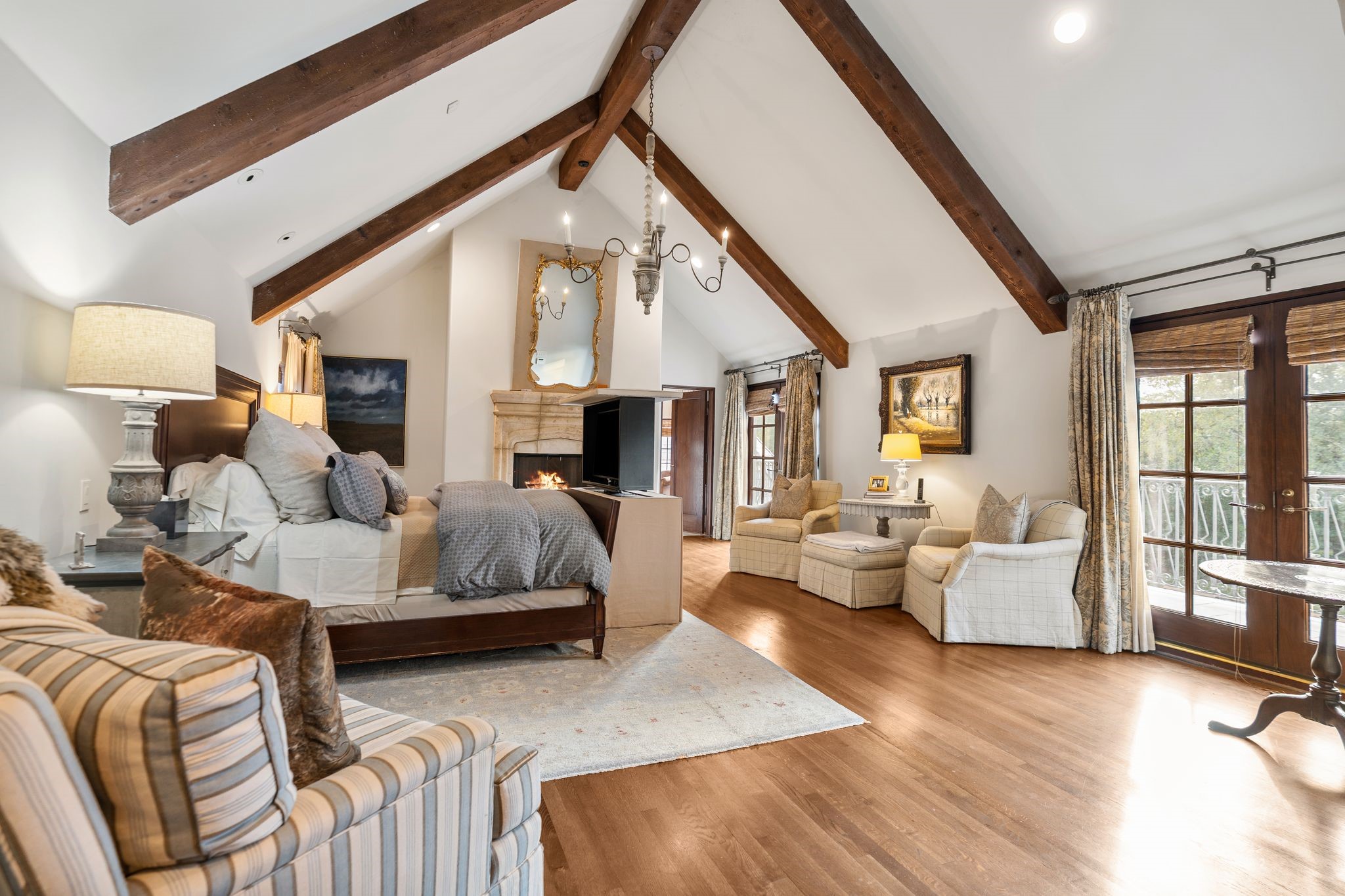 3325 Inwood Drive