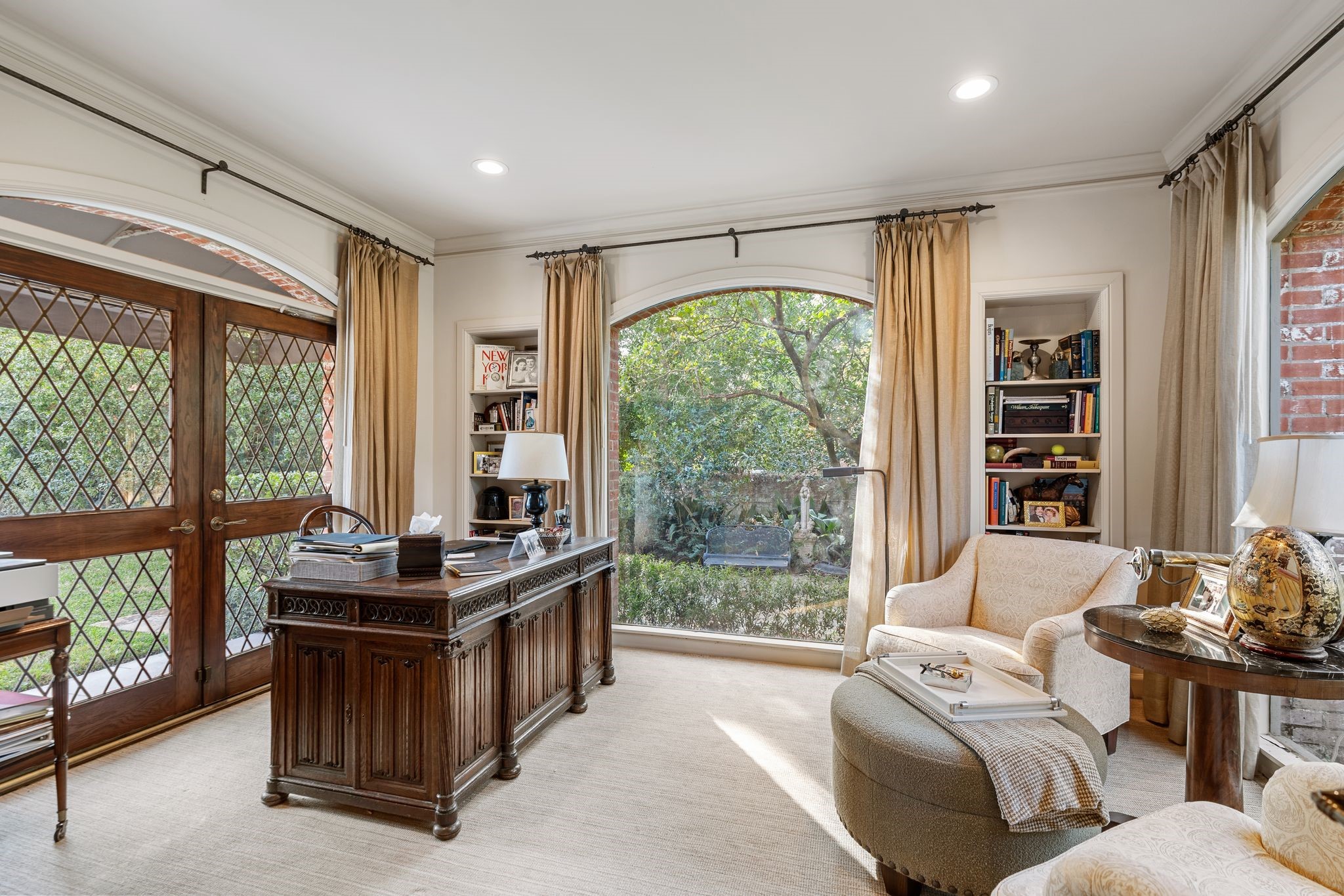 3325 Inwood Drive