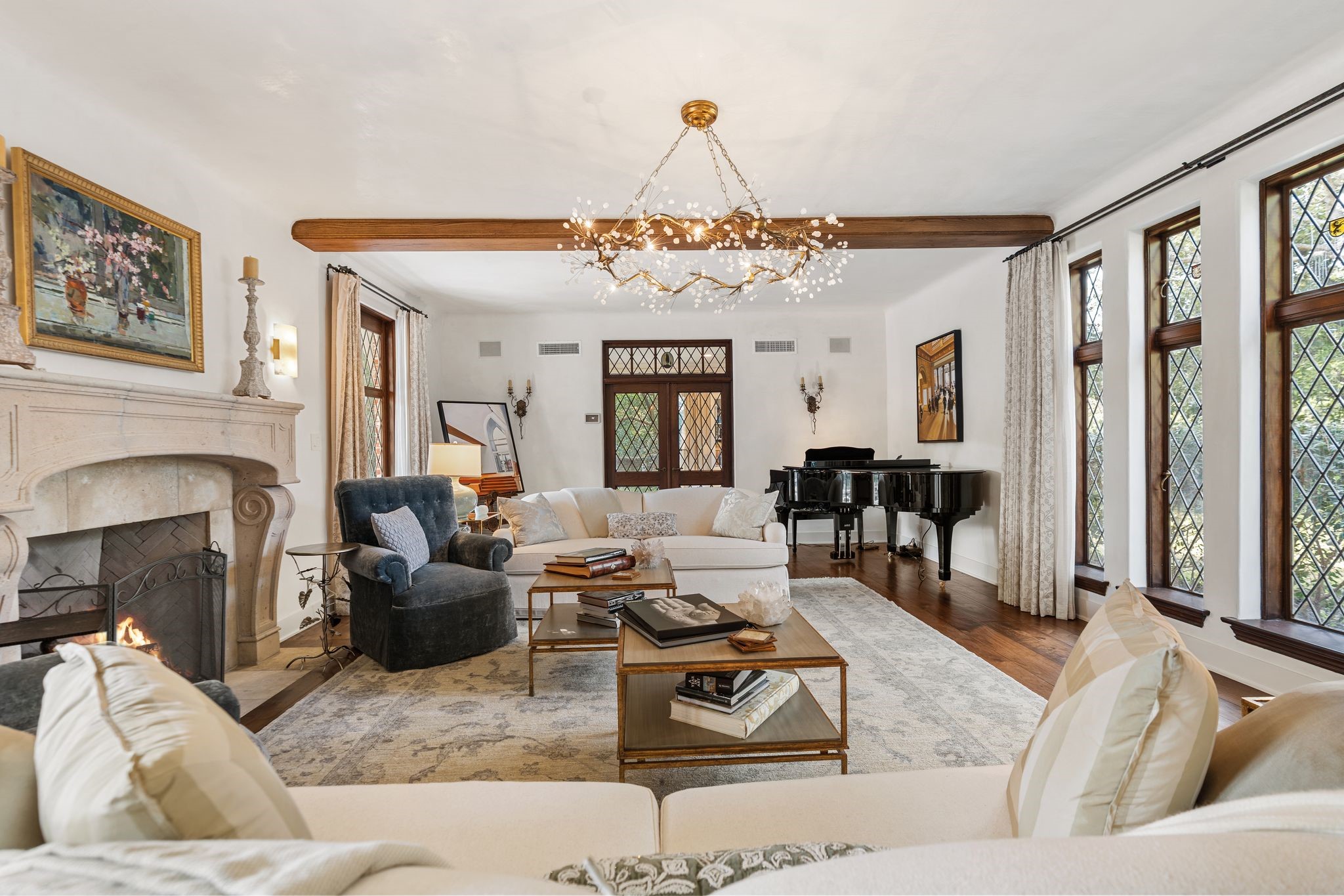 3325 Inwood Drive