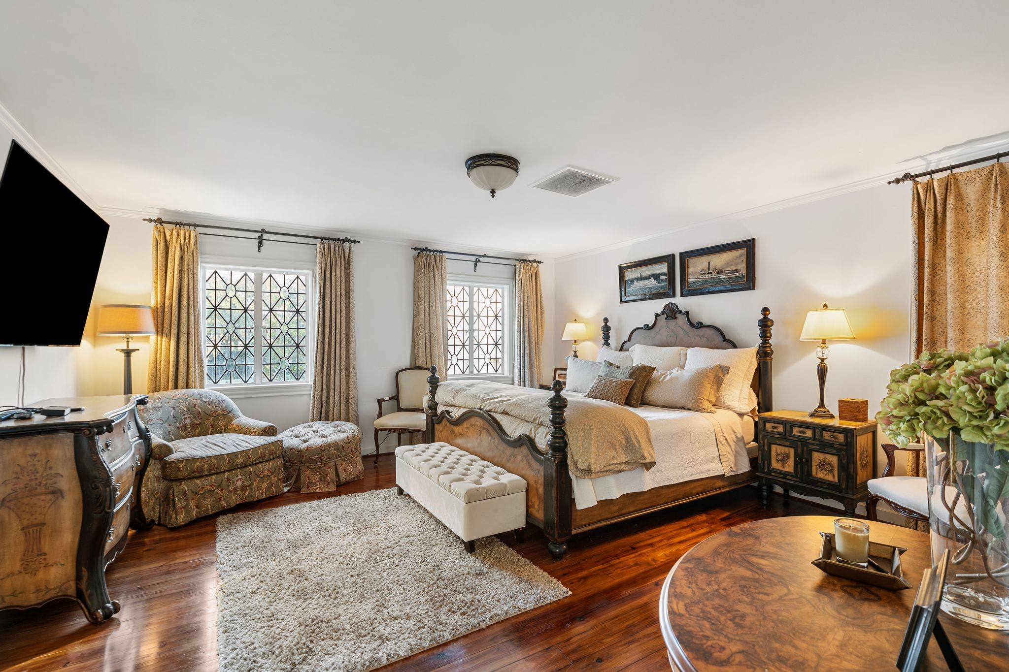 3325 Inwood Drive