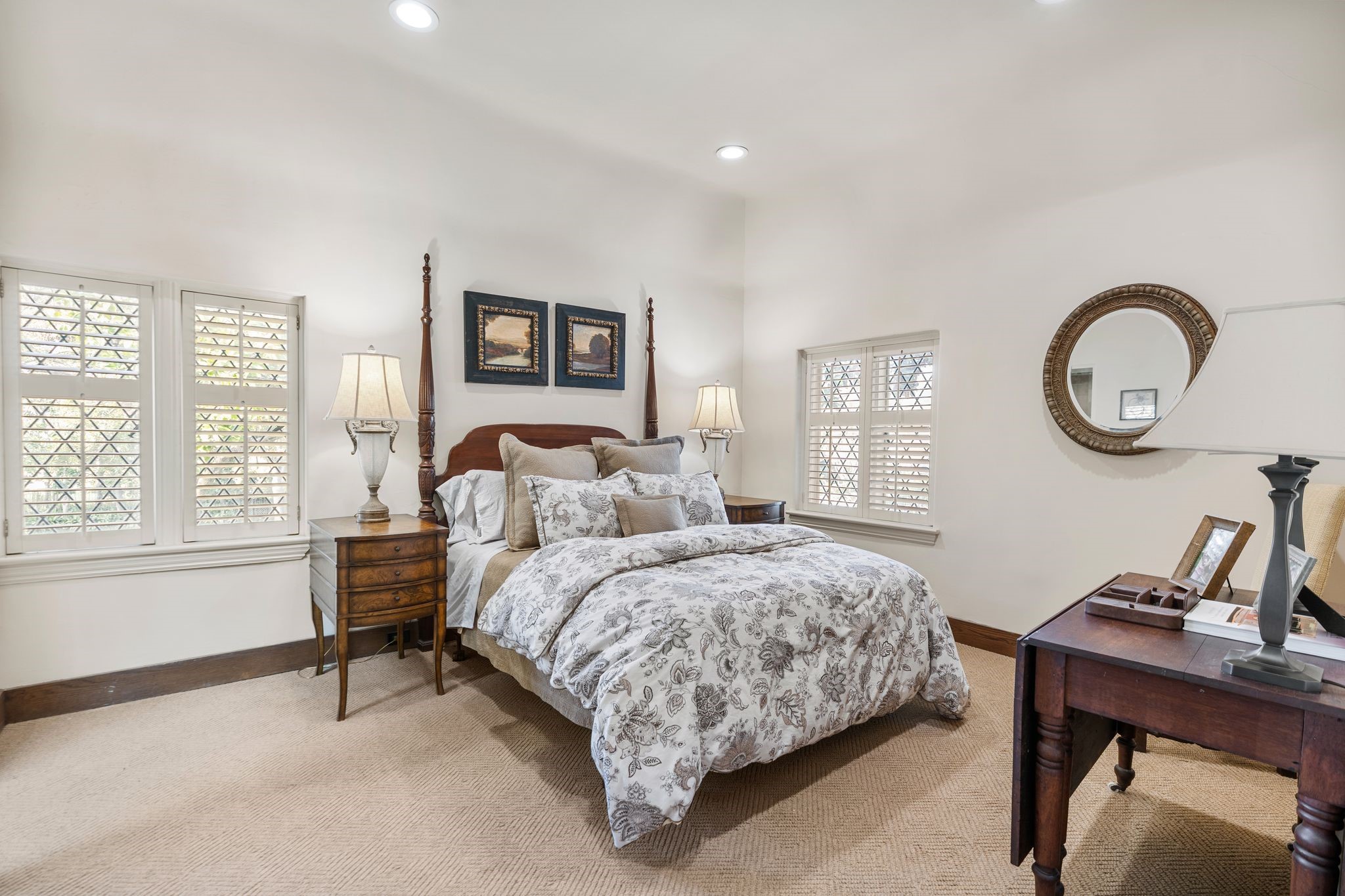 3325 Inwood Drive
