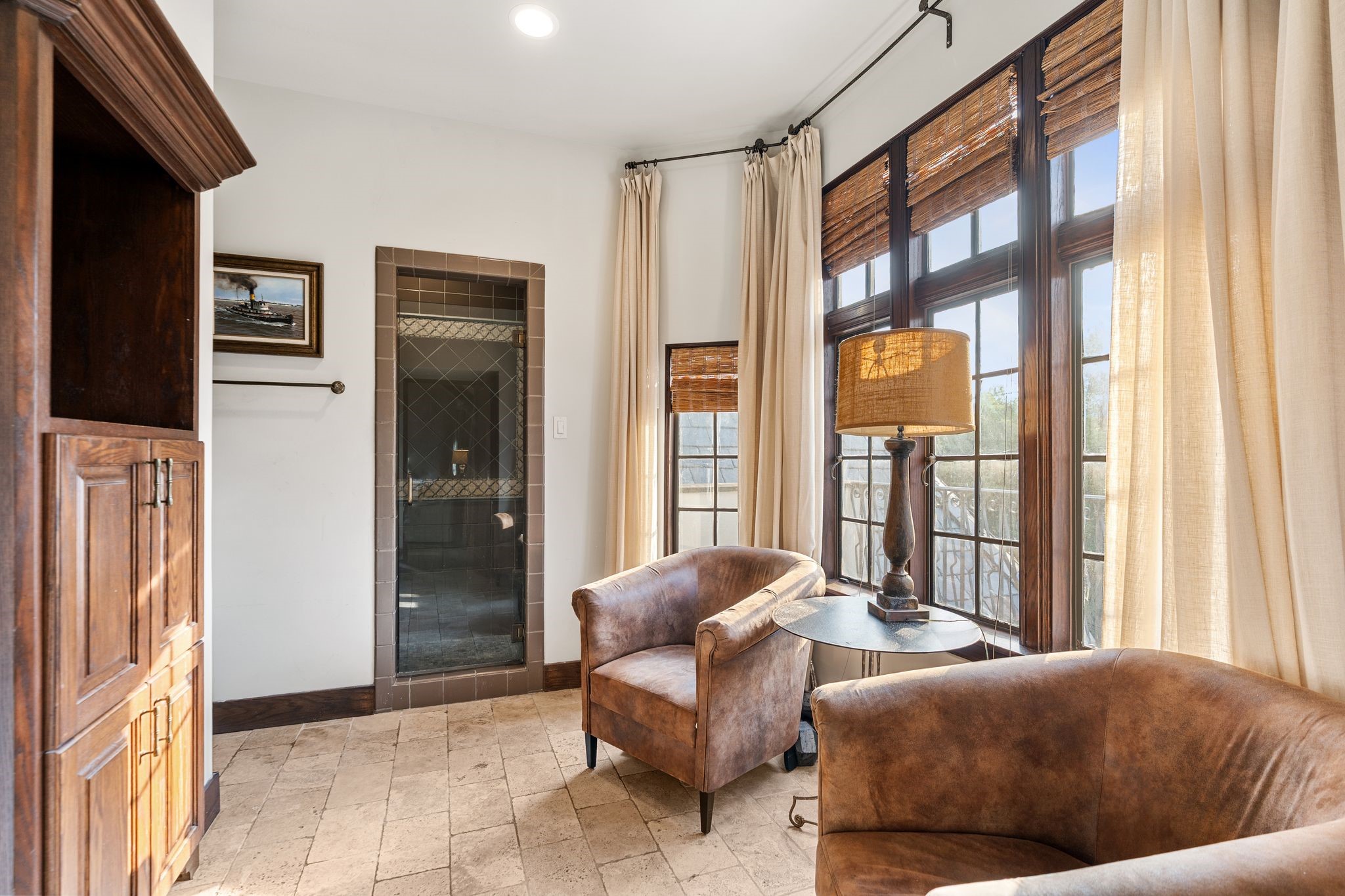 3325 Inwood Drive