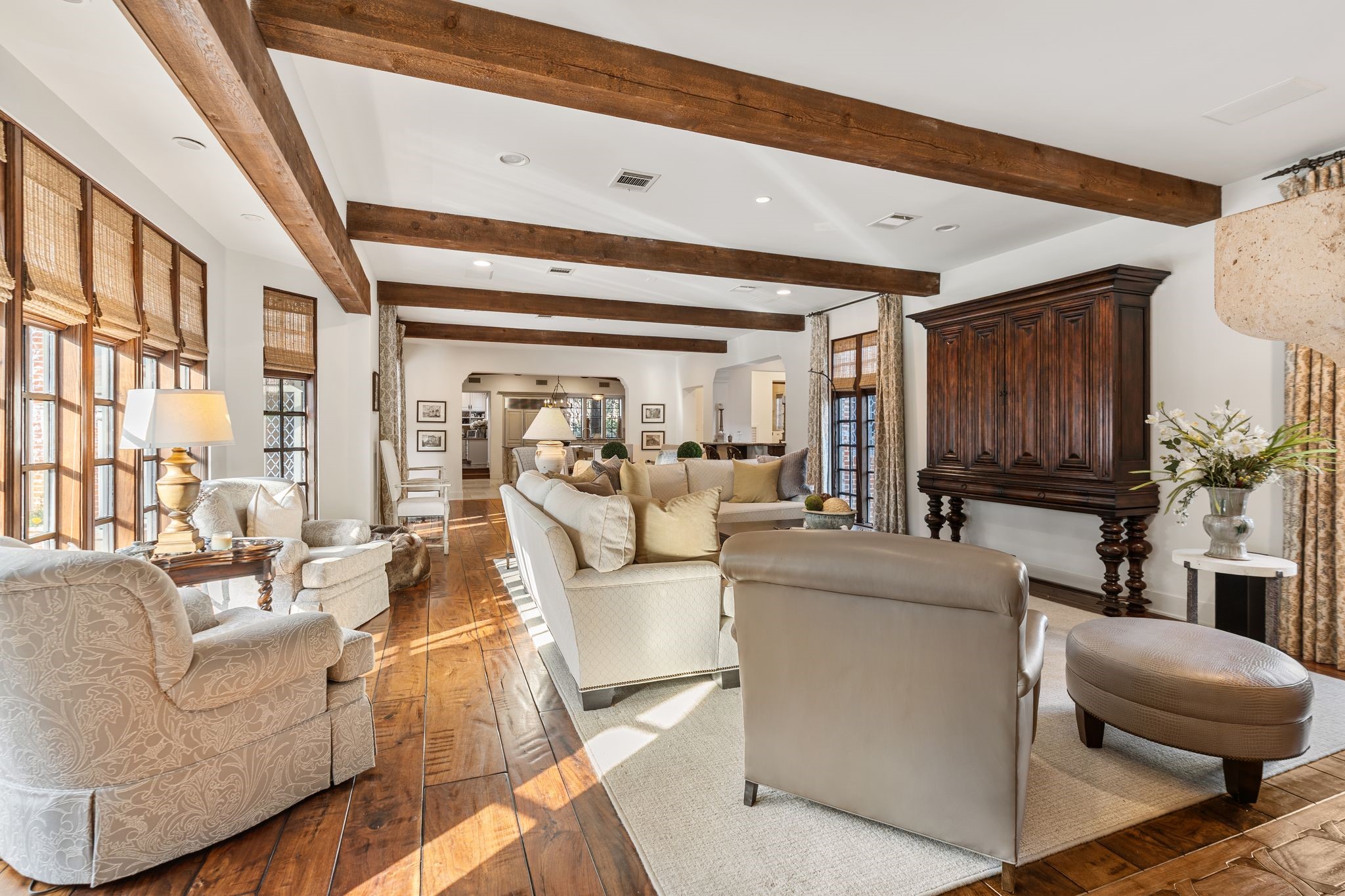 3325 Inwood Drive