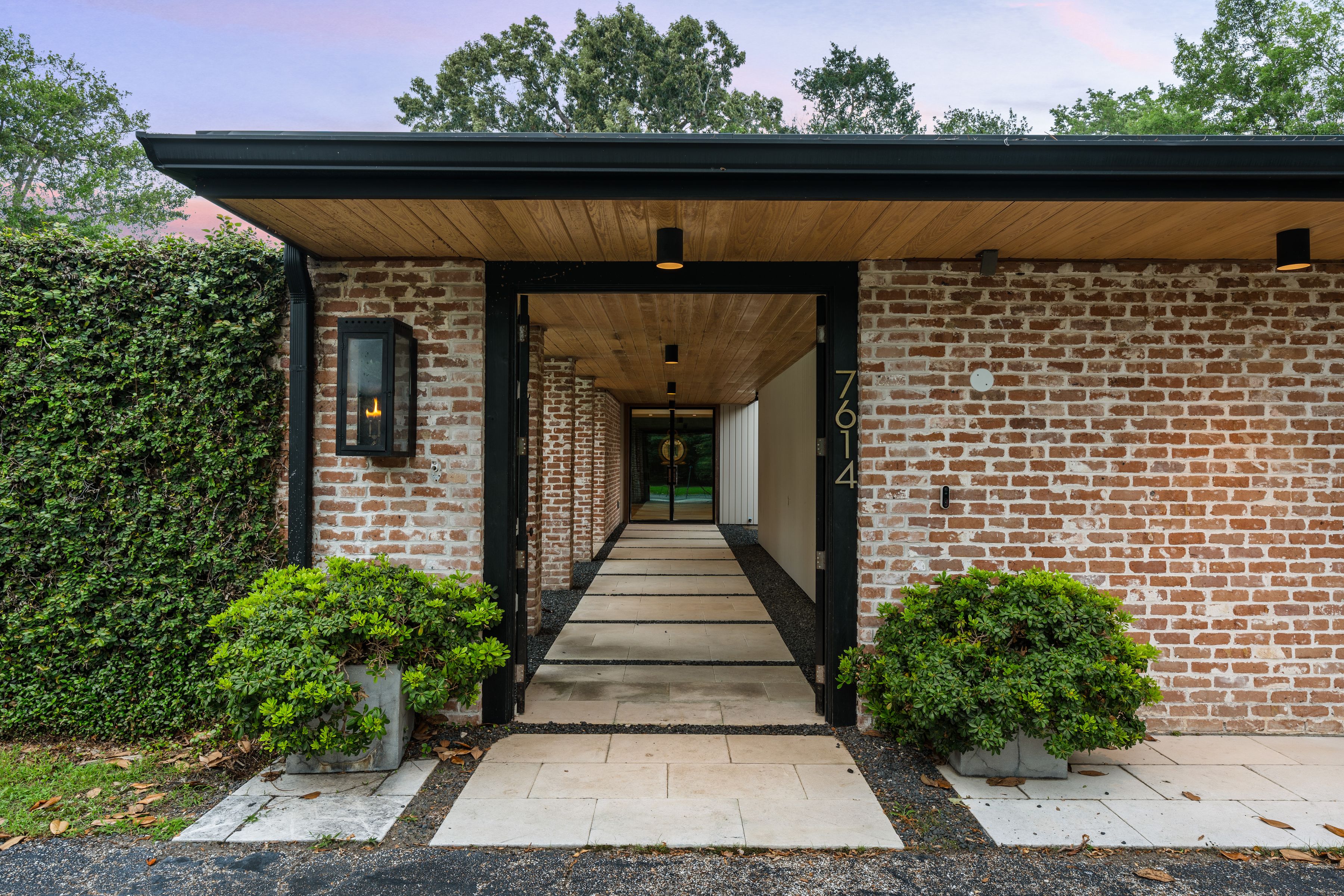 7614 River Point Drive 