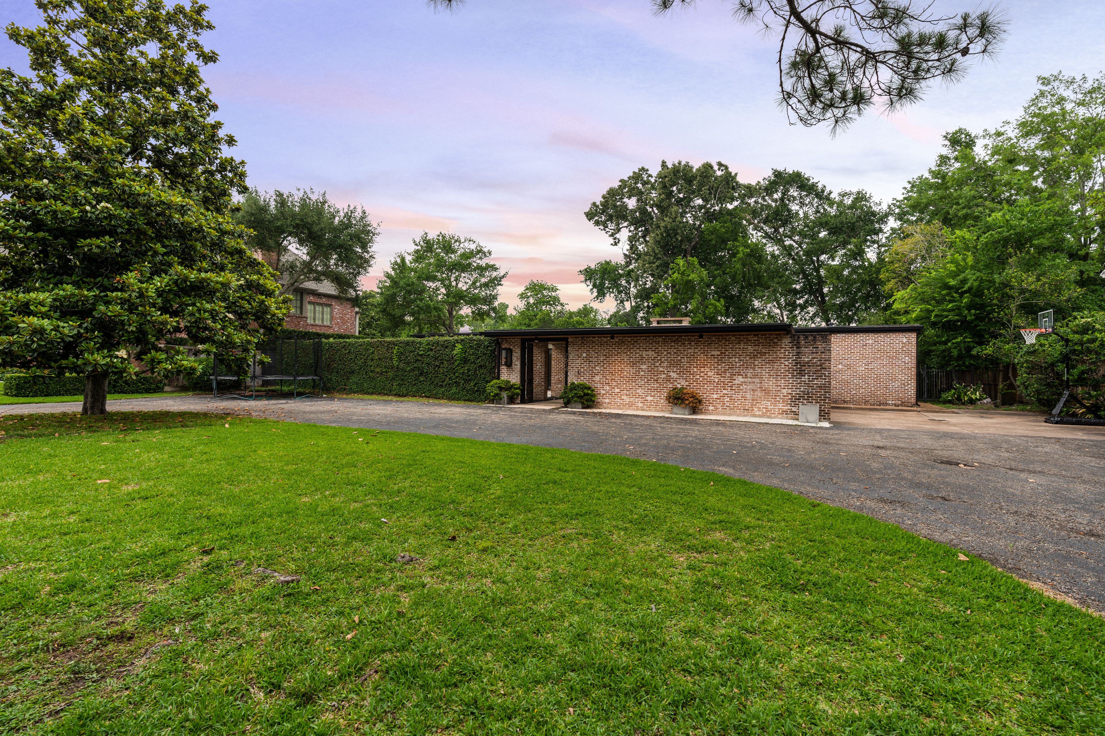 7614 River Point Drive 