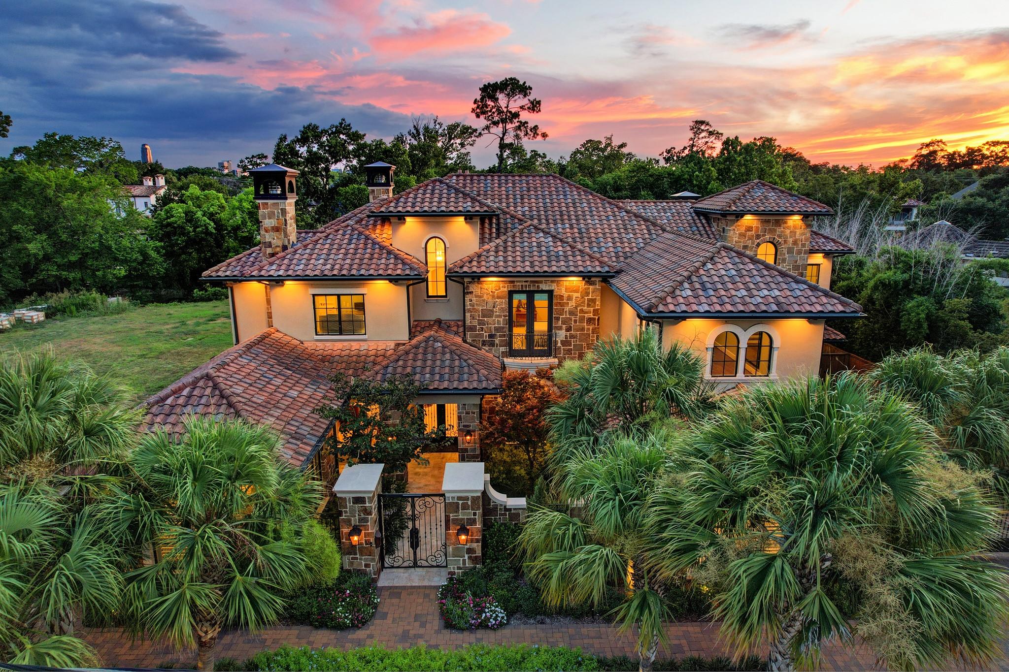 305 Glenwood Drive