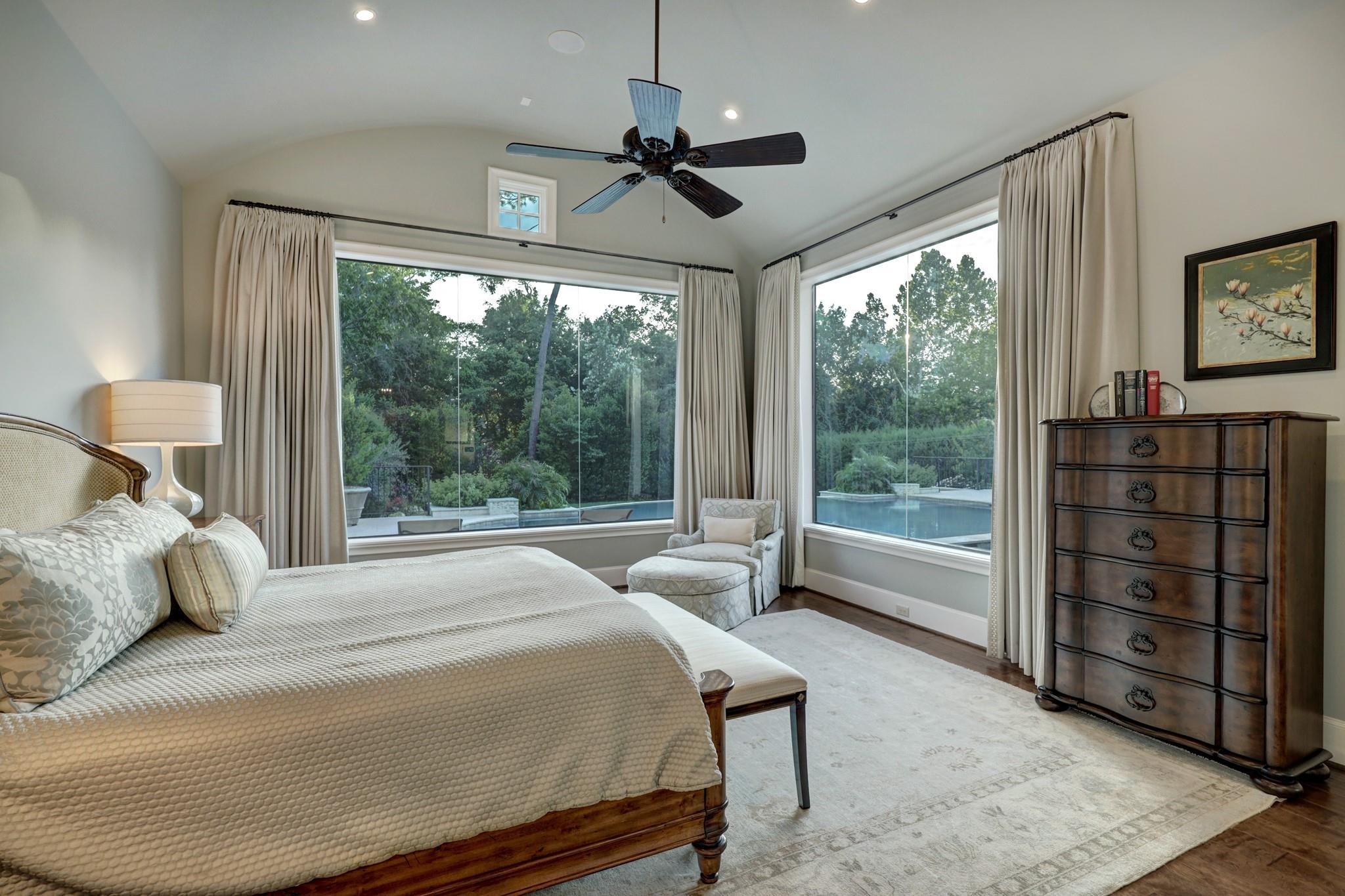 305 Glenwood Drive