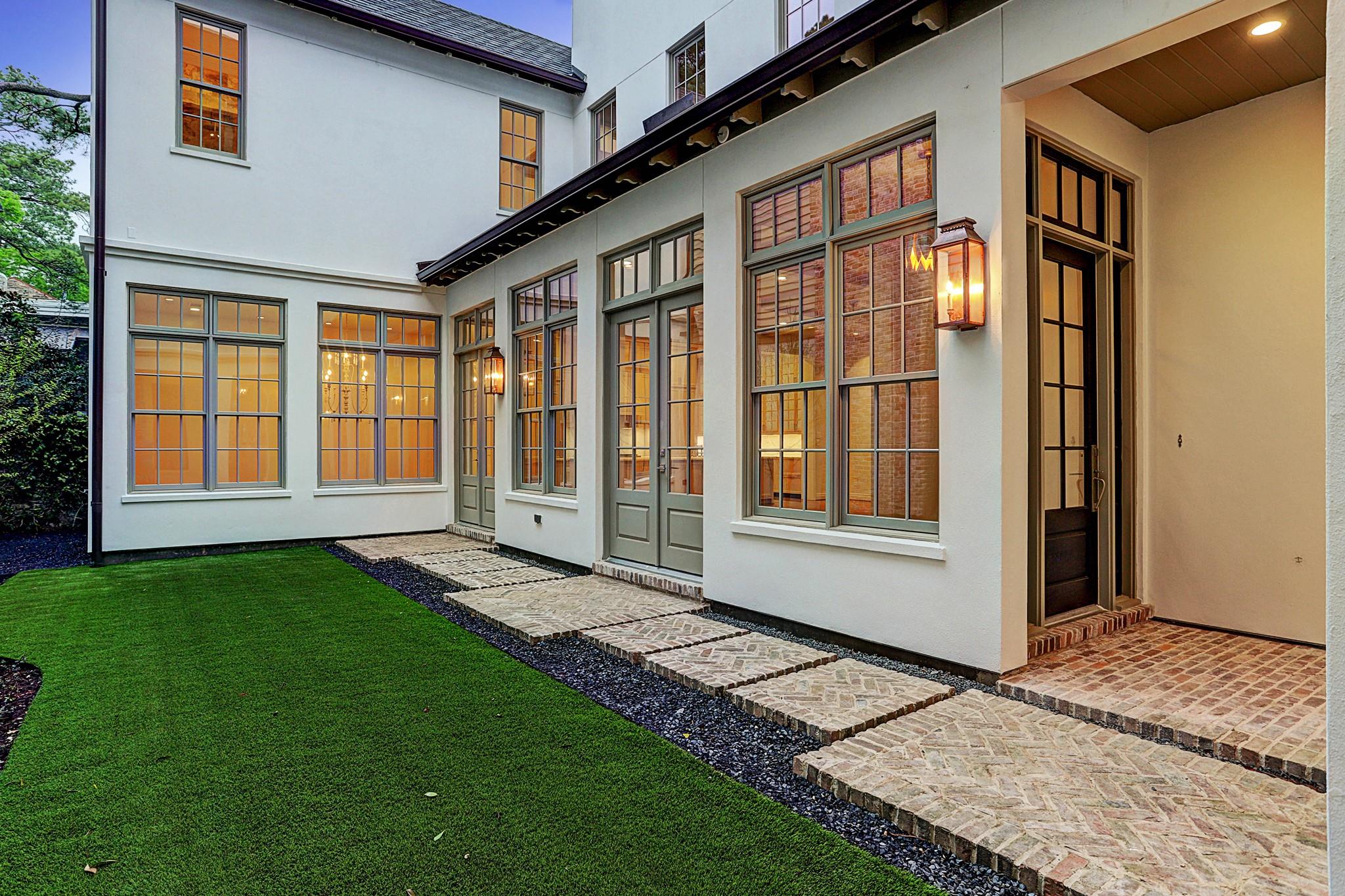 20 Audubon Hollow Lane