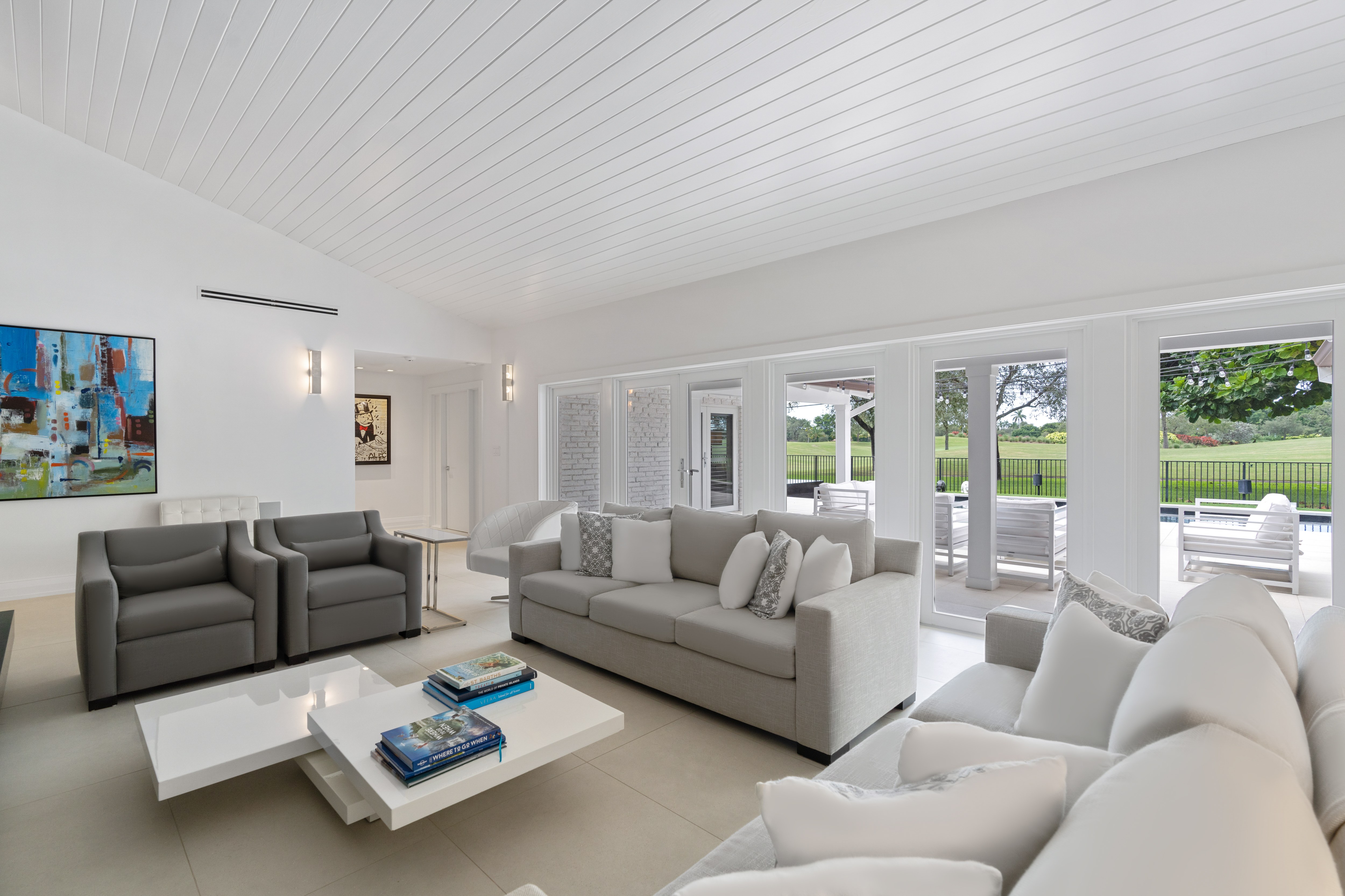 4220 Santa Maria St