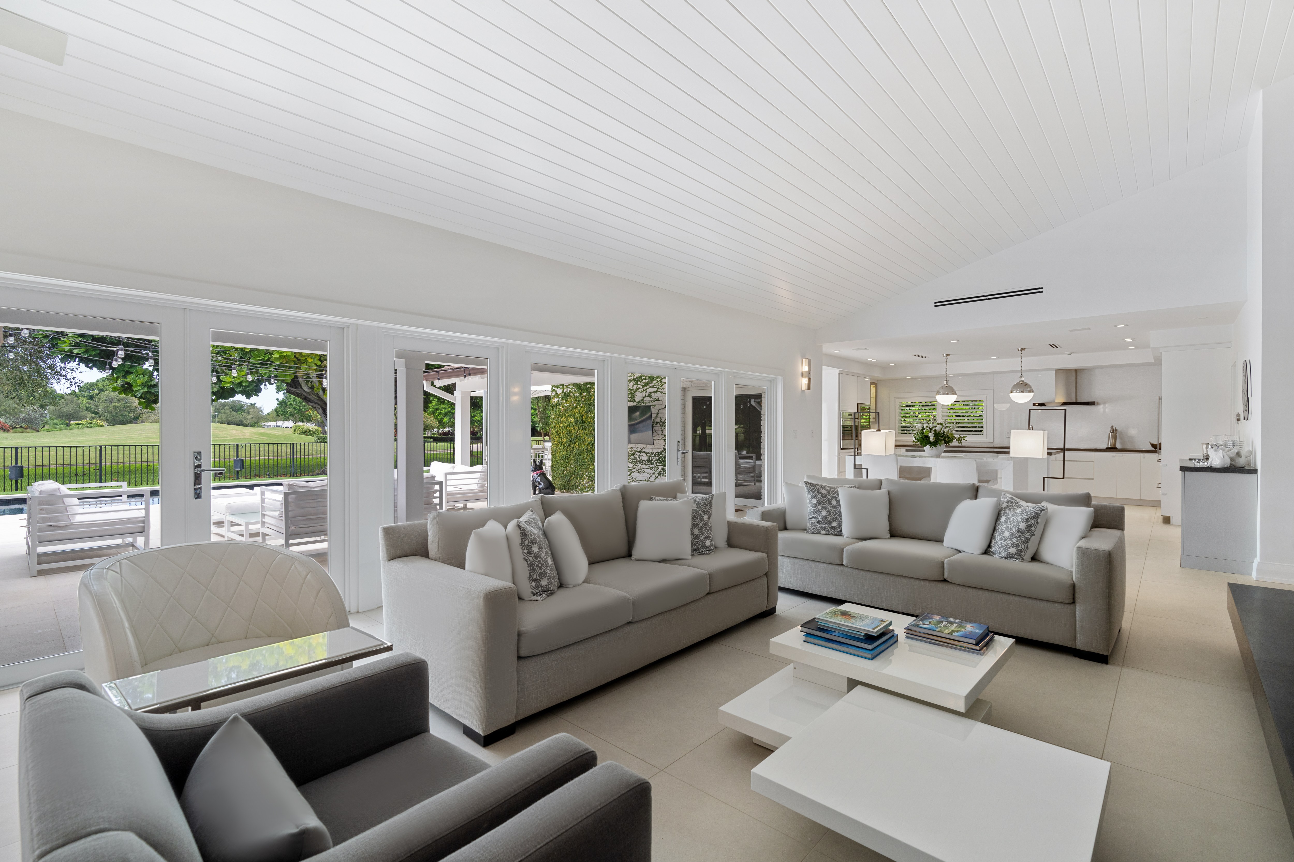 4220 Santa Maria St