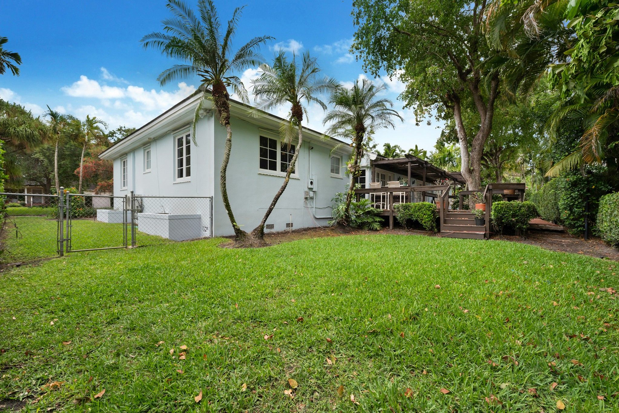 1435 Palancia Ave 
