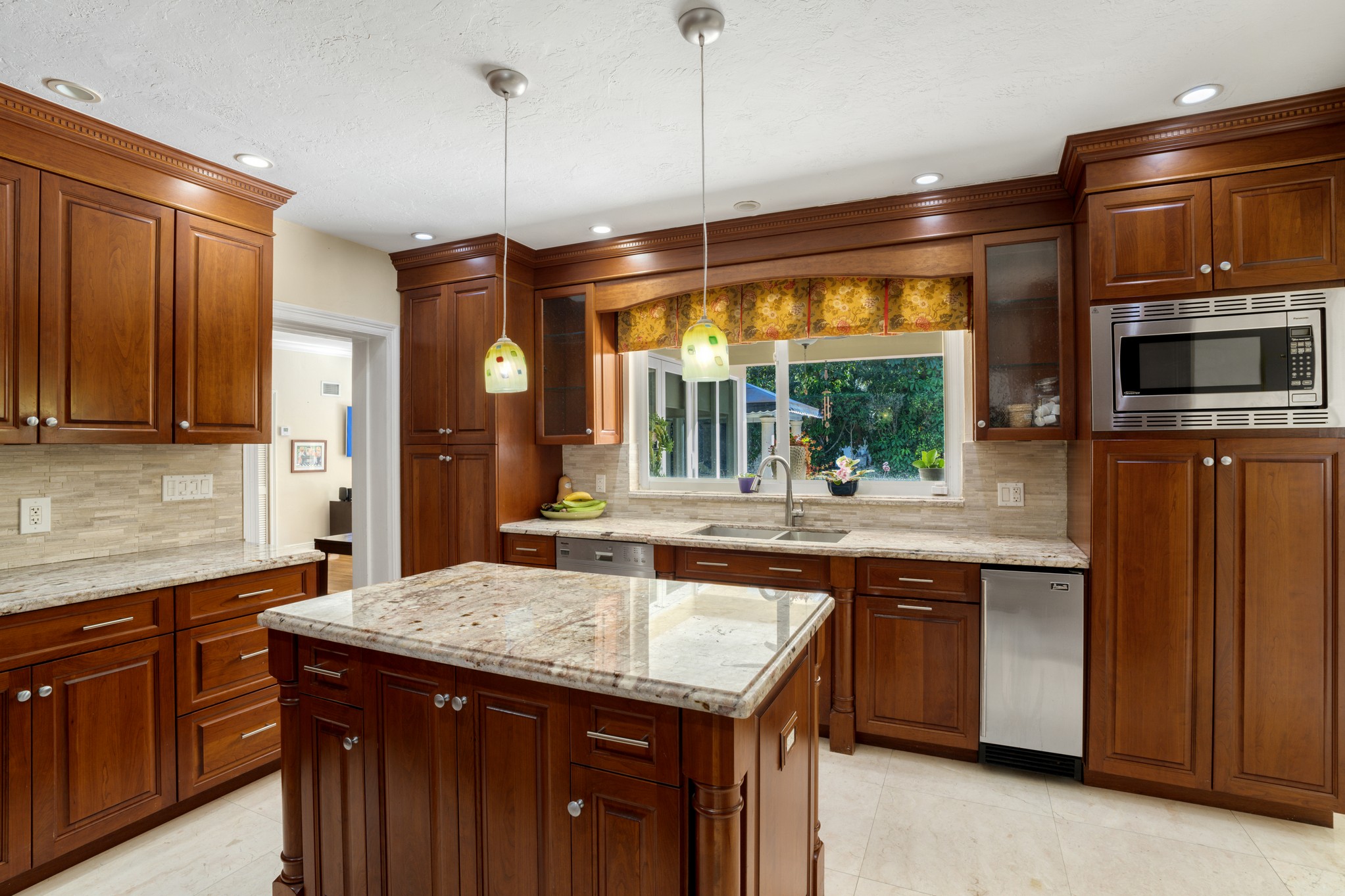 1270 Mariola Ct 