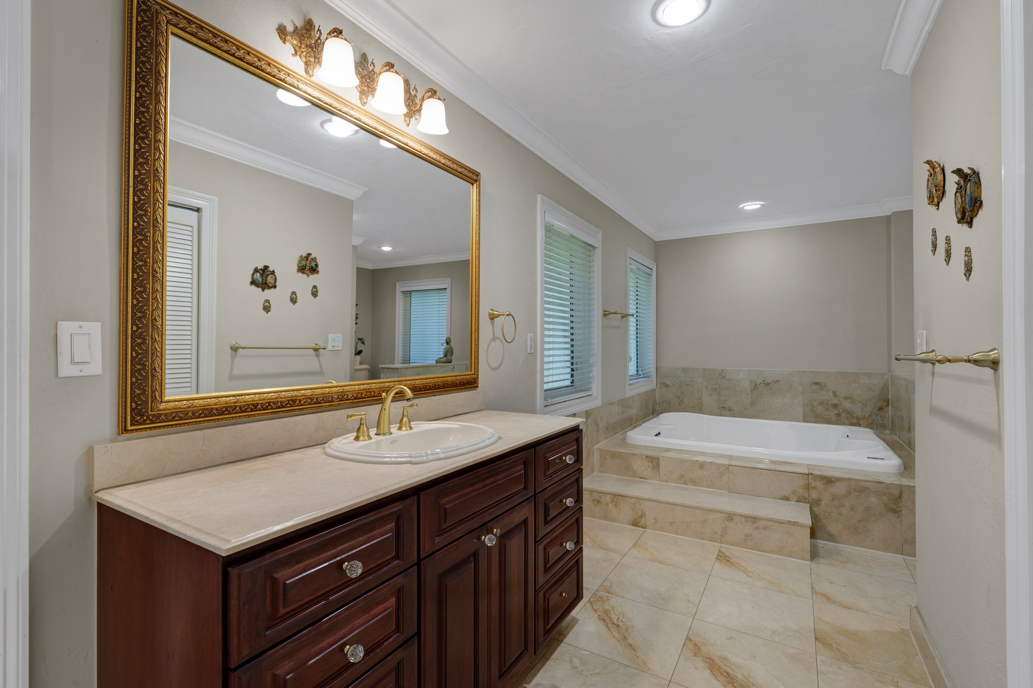 1270 Mariola Ct 