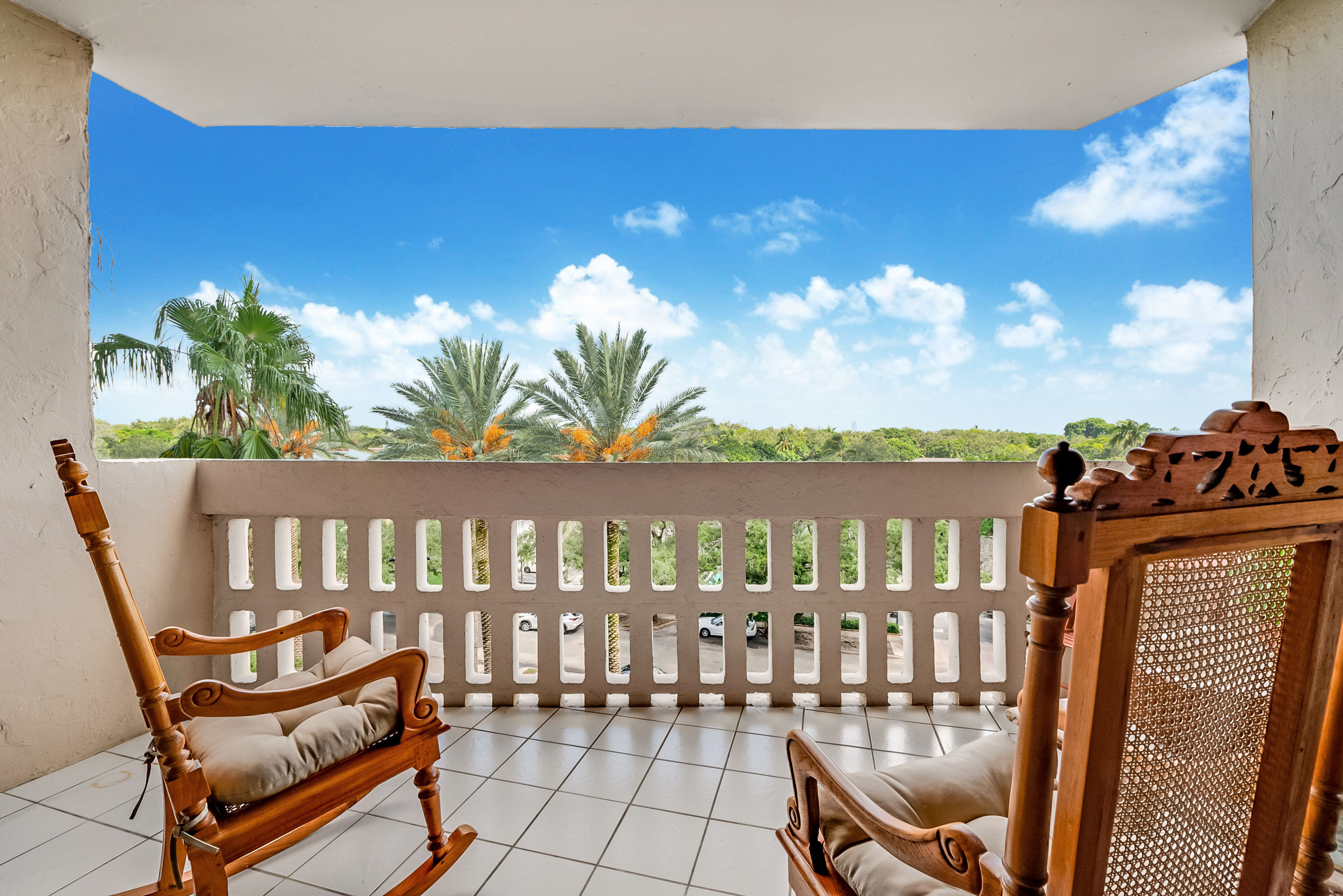 90 Edgewater Drive #501