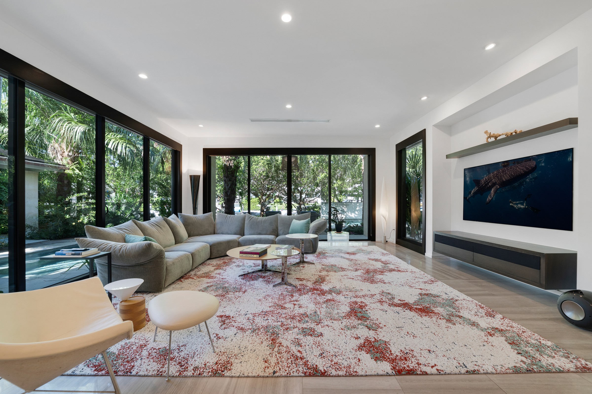 6840 Sunrise Pl 