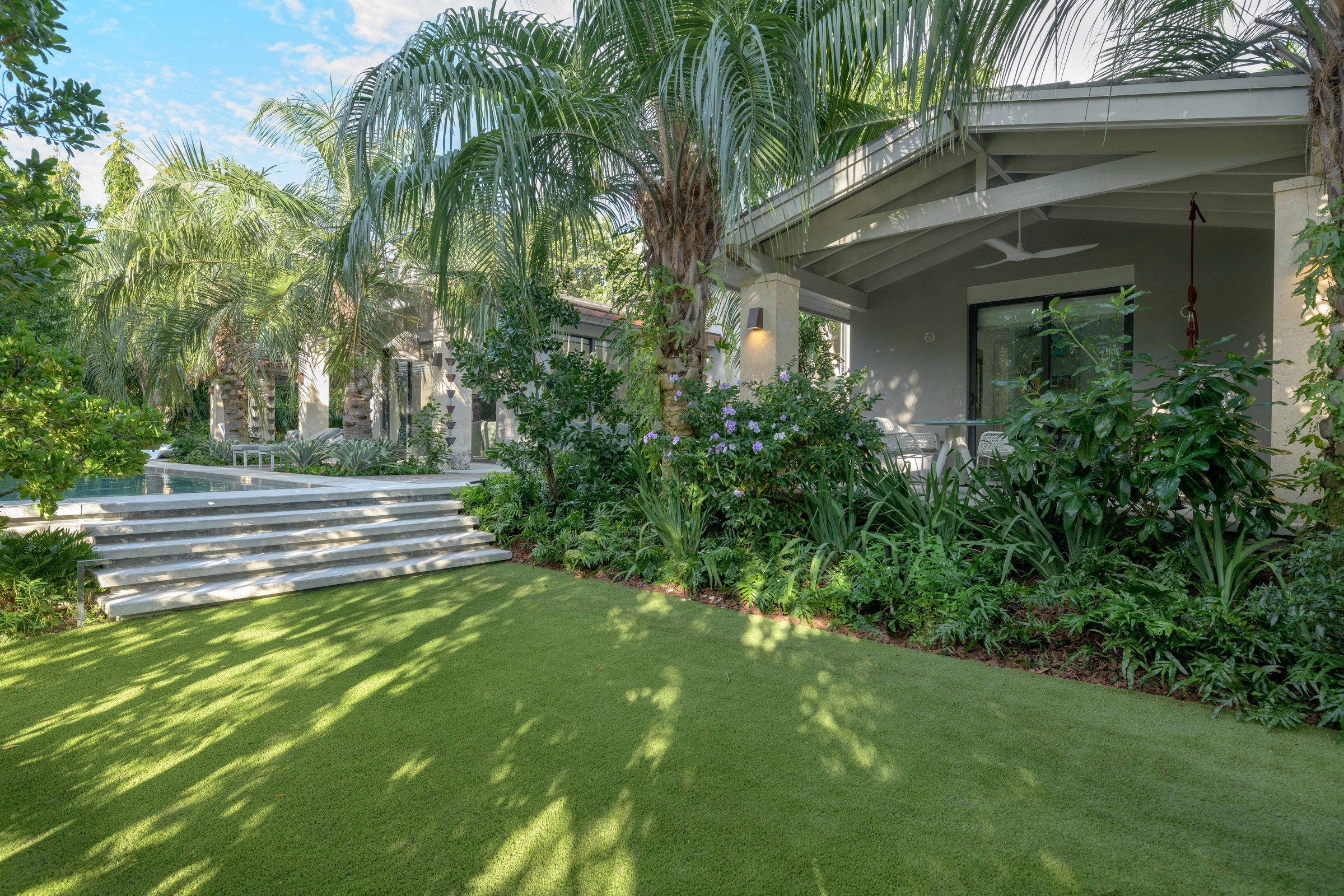 6840 Sunrise Pl 