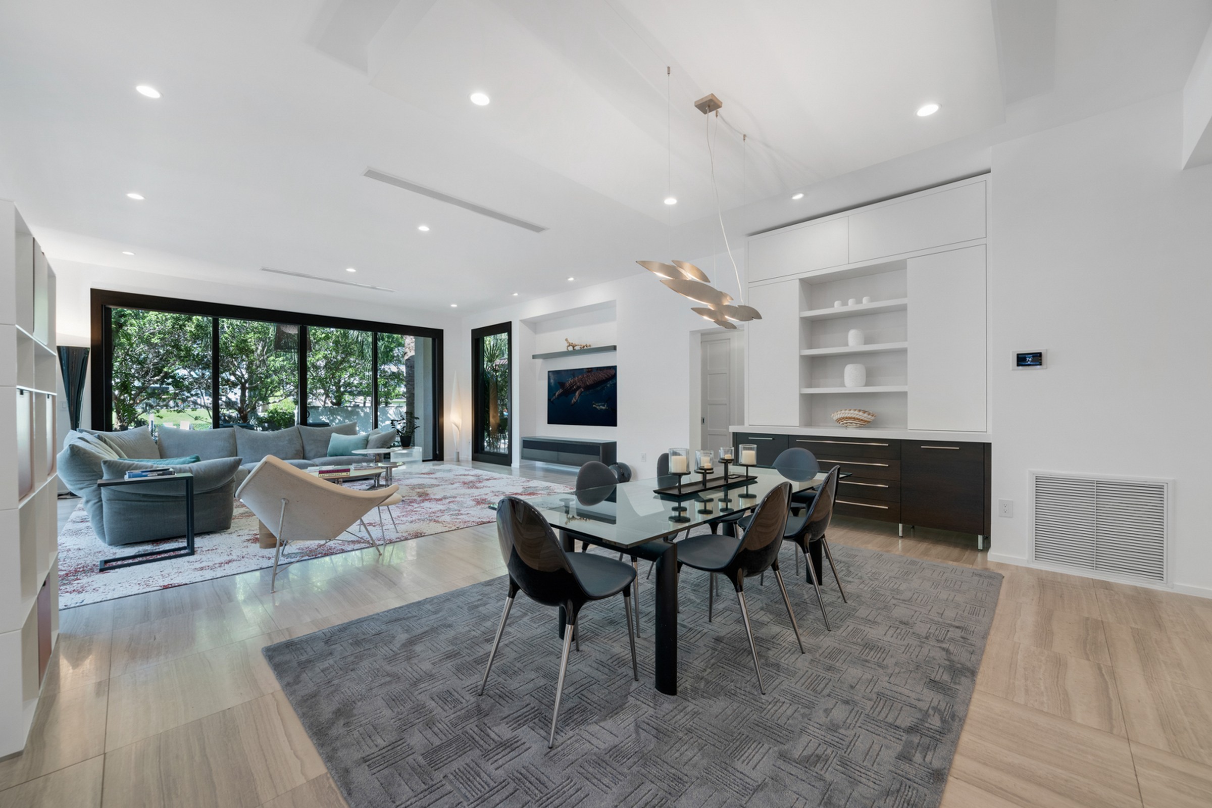 6840 Sunrise Pl 